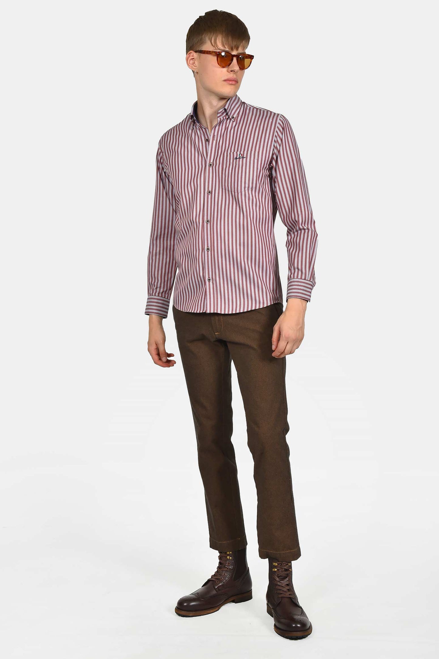 ανδρικό-ριγέ-πουκάμισο-slim-fit-με-τσέπη-στο-στήθος