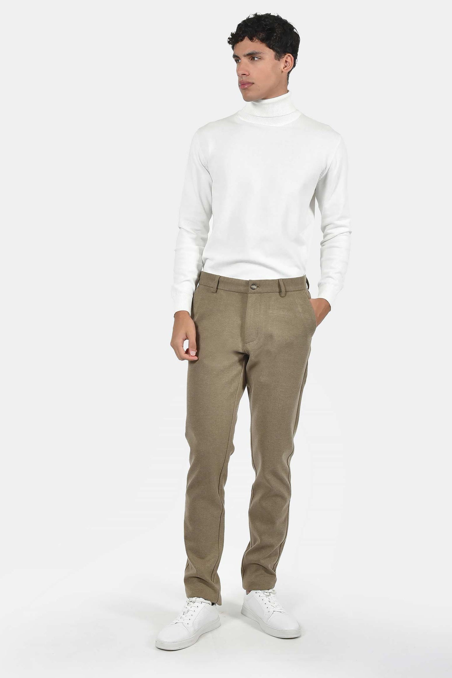 ανδρικό-chinos-παντελόνι-normal-fit-με-ελαστικότητα-και-άνετη-εφαρμογή