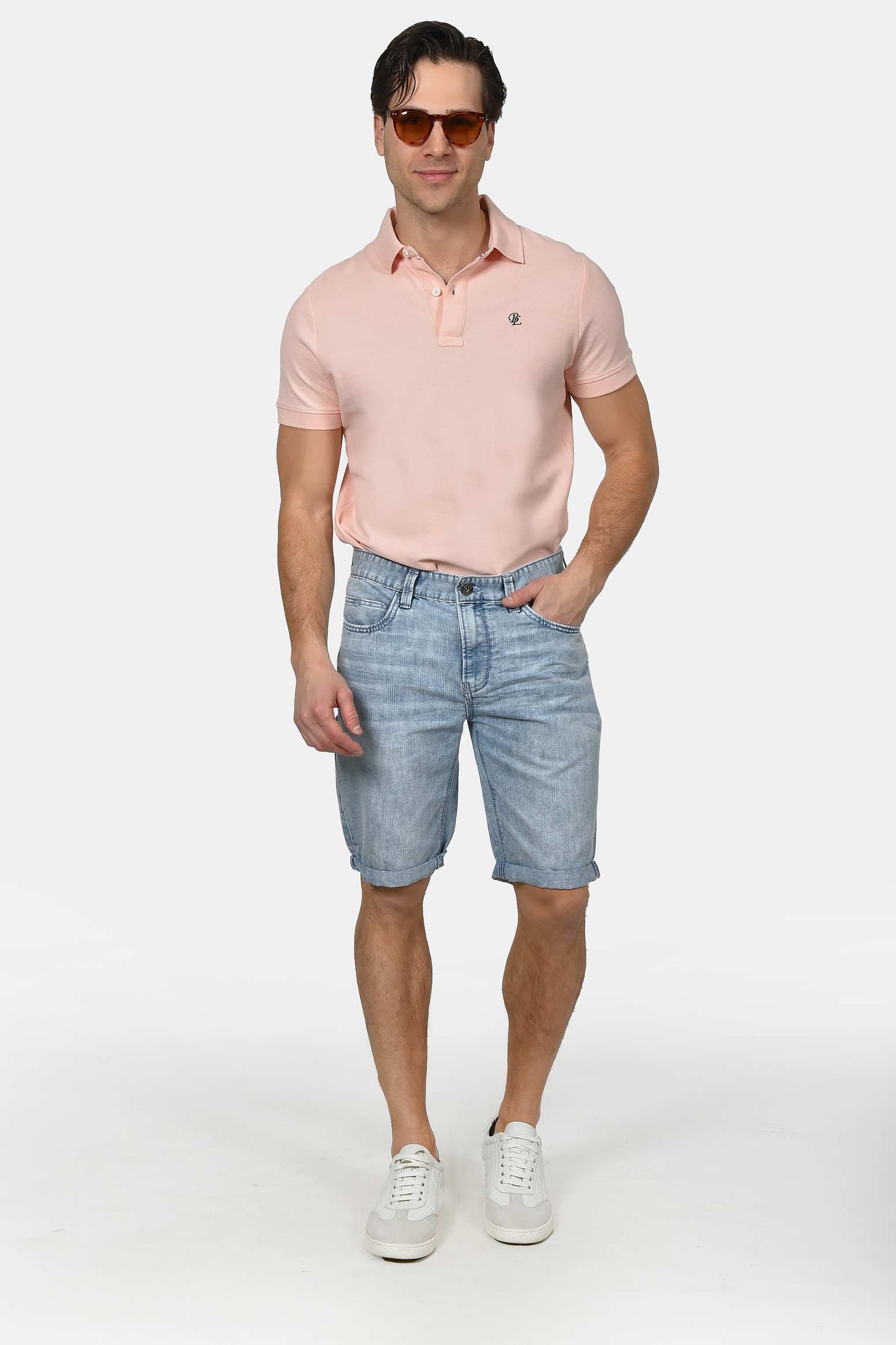 ανδρική-τζιν-βερμούδα-normal-fit-με-light-wash-εφέ-για-casual-καλοκαιρινό-στυλ