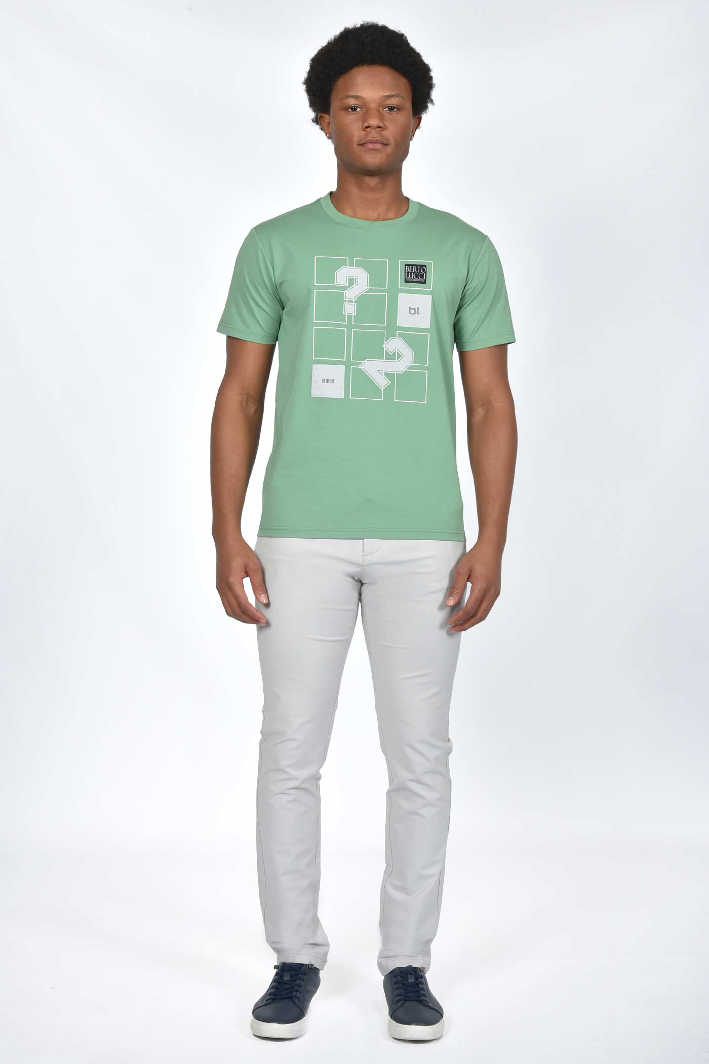 ανδρικό-t-shirt-με-τετράγωνα-σχέδια