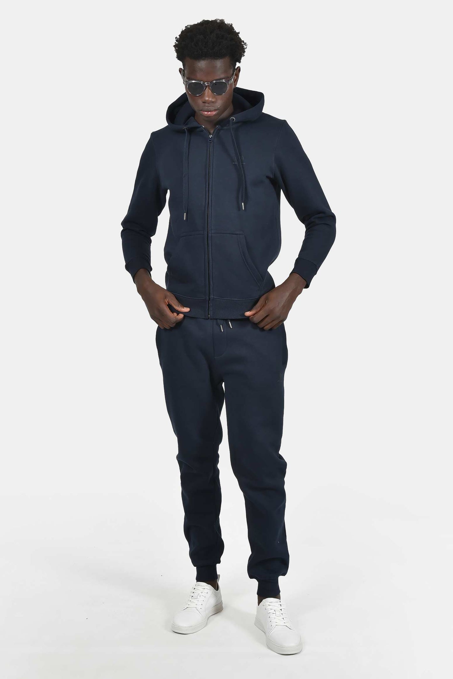 ανδρική-ζακέτα-φούτερ-με-κουκούλα