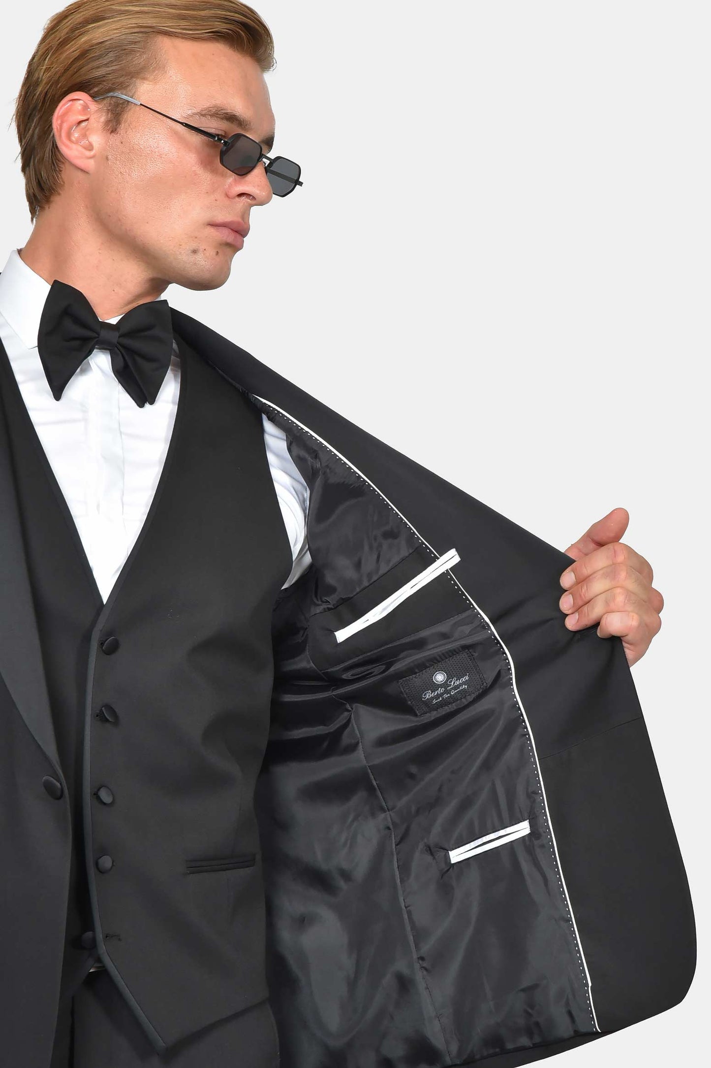 ανδρικό-κοστούμι-γαμπρού-slim-fit