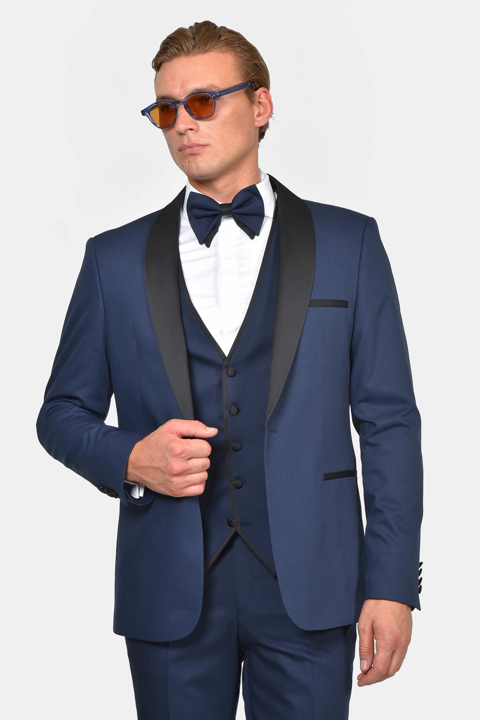 ανδρικό-κοστούμι-γαμπρού-slim-fit