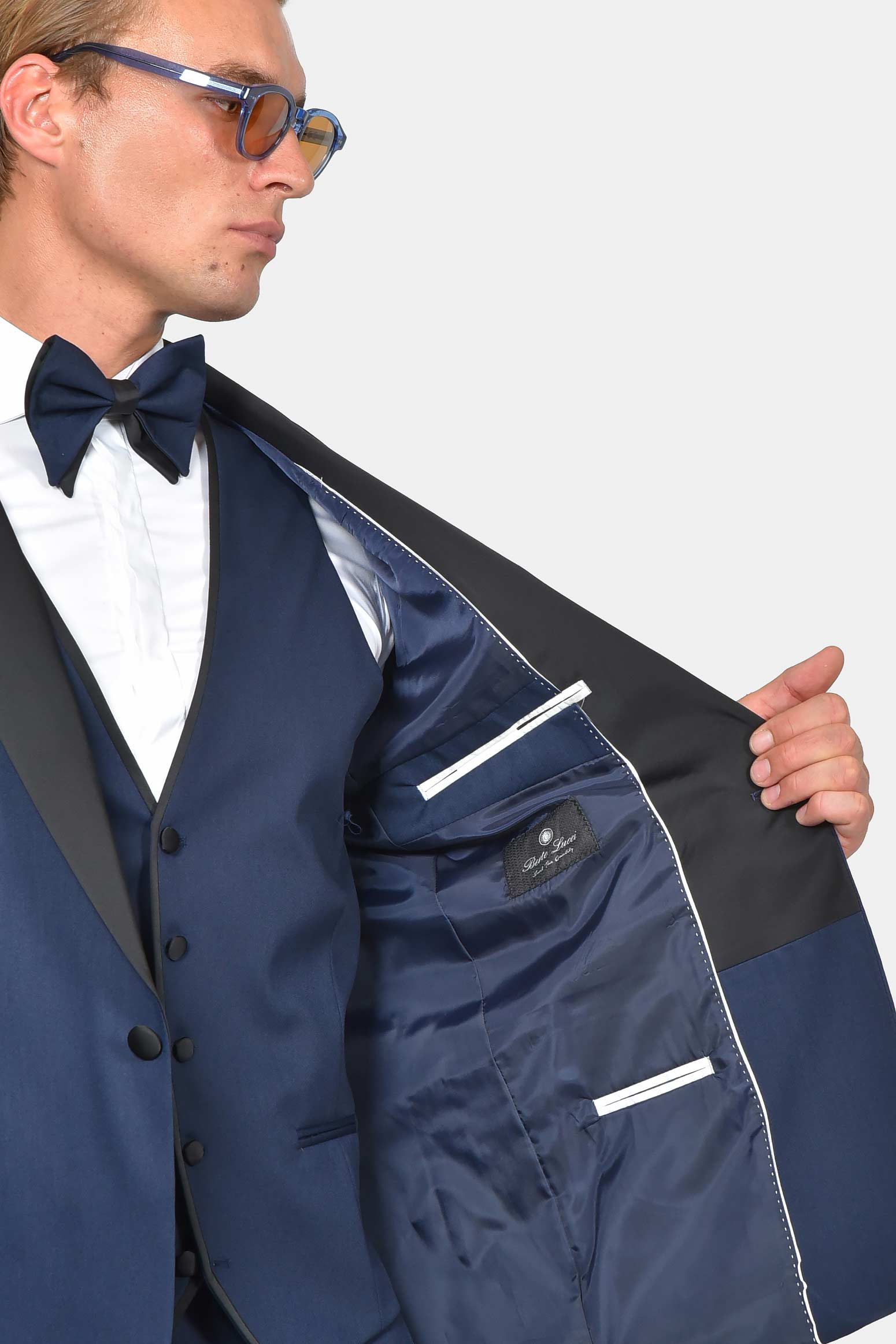 ανδρικό-κοστούμι-γαμπρού-slim-fit