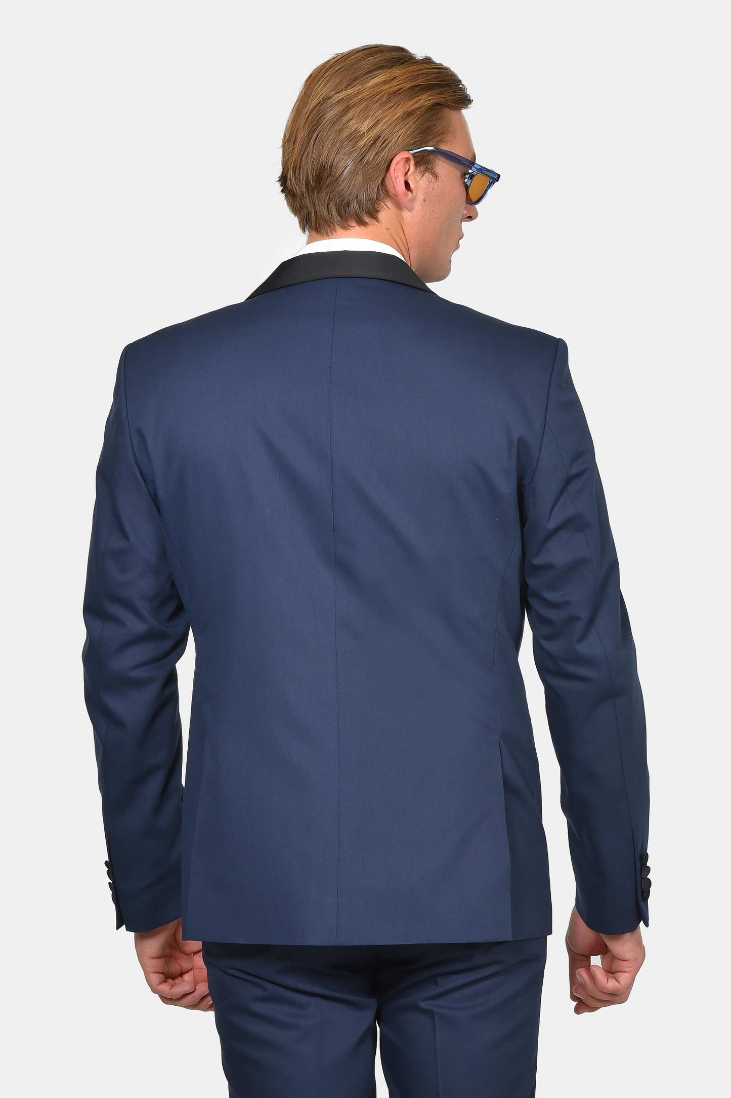 ανδρικό-κοστούμι-γαμπρού-slim-fit