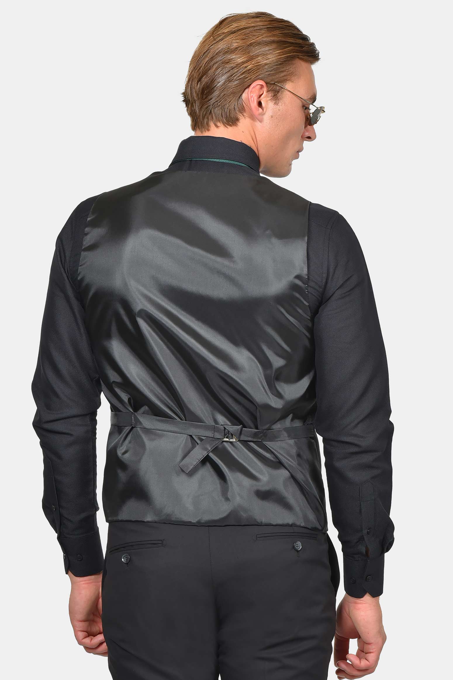 ανδρικό-κοστούμι-με-γιλέκο-normal-fit-άνεση-εύκολη-φροντίδα