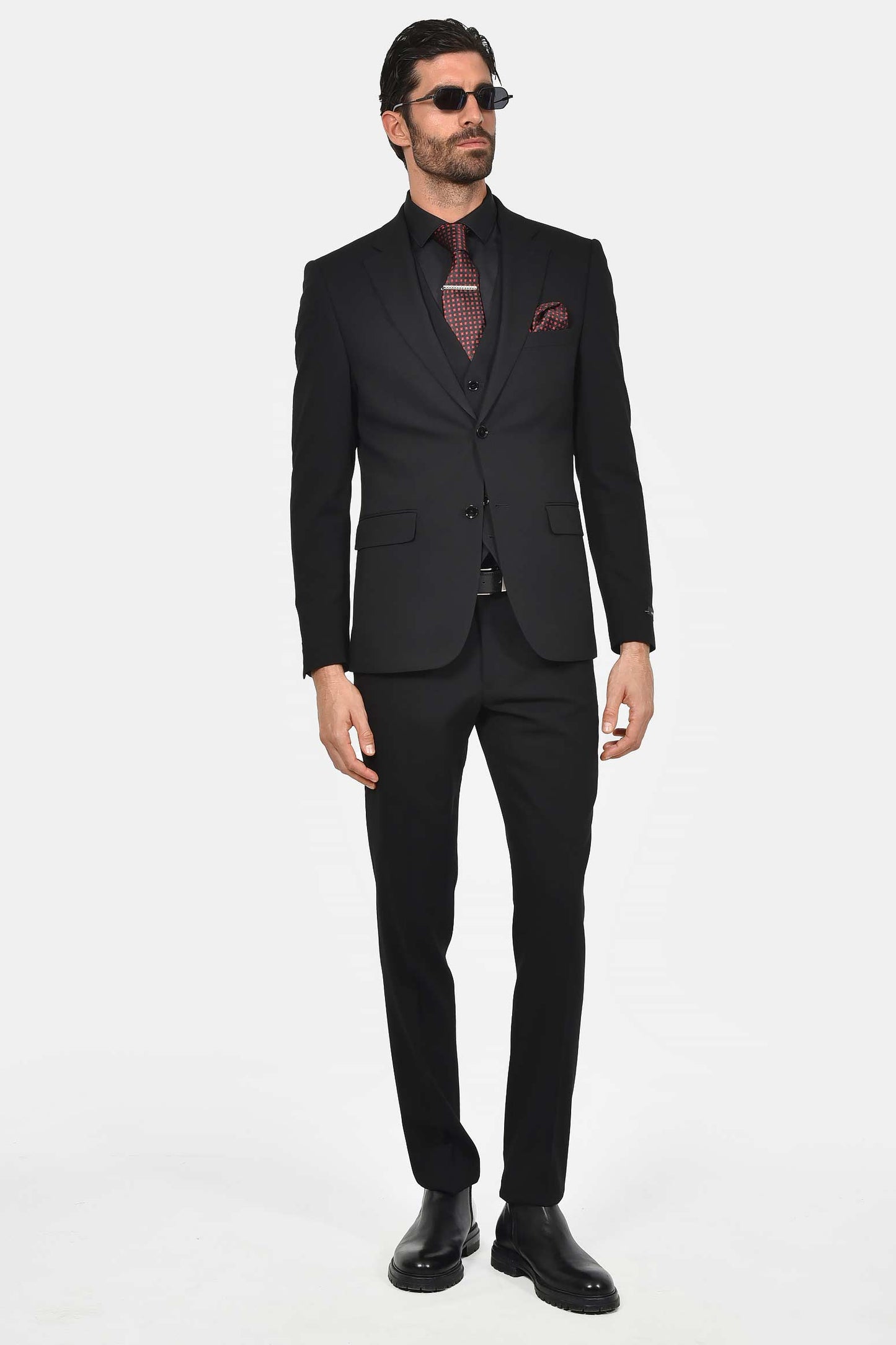 ανδρικό-κοστούμι-με-γιλέκο-classic-line