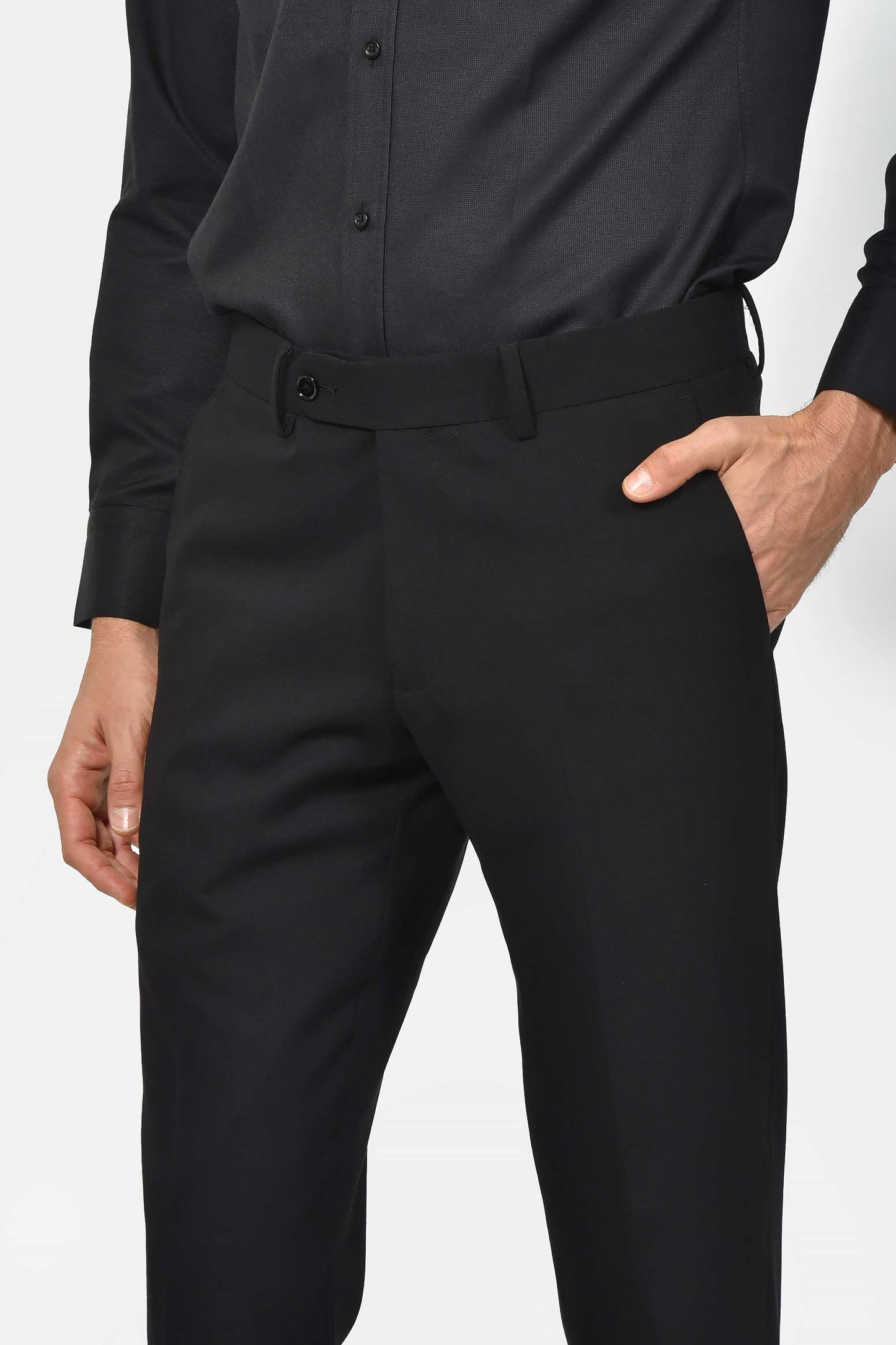 ανδρικό-κοστούμι-με-γιλέκο-classic-line