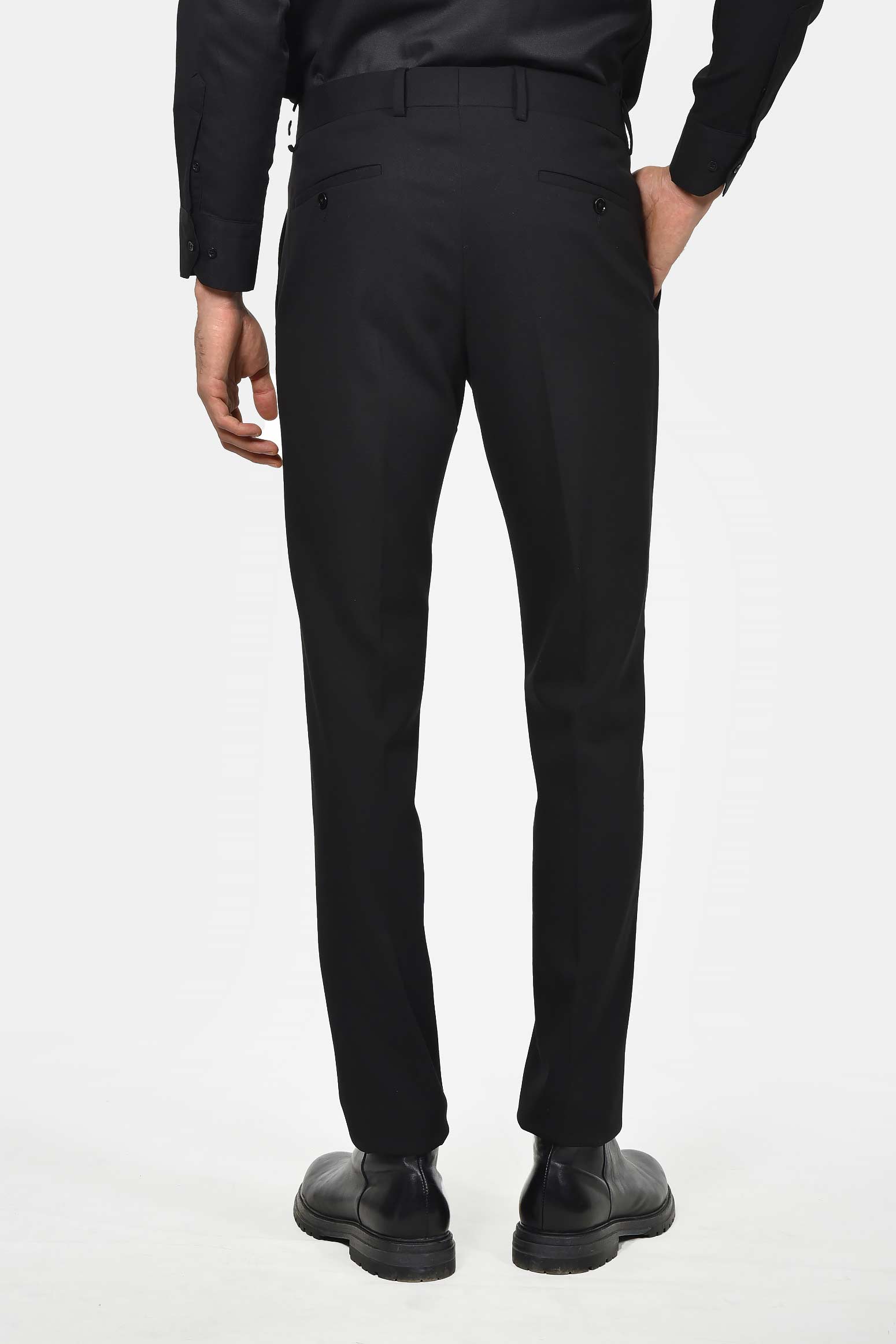 ανδρικό-κοστούμι-με-γιλέκο-classic-line