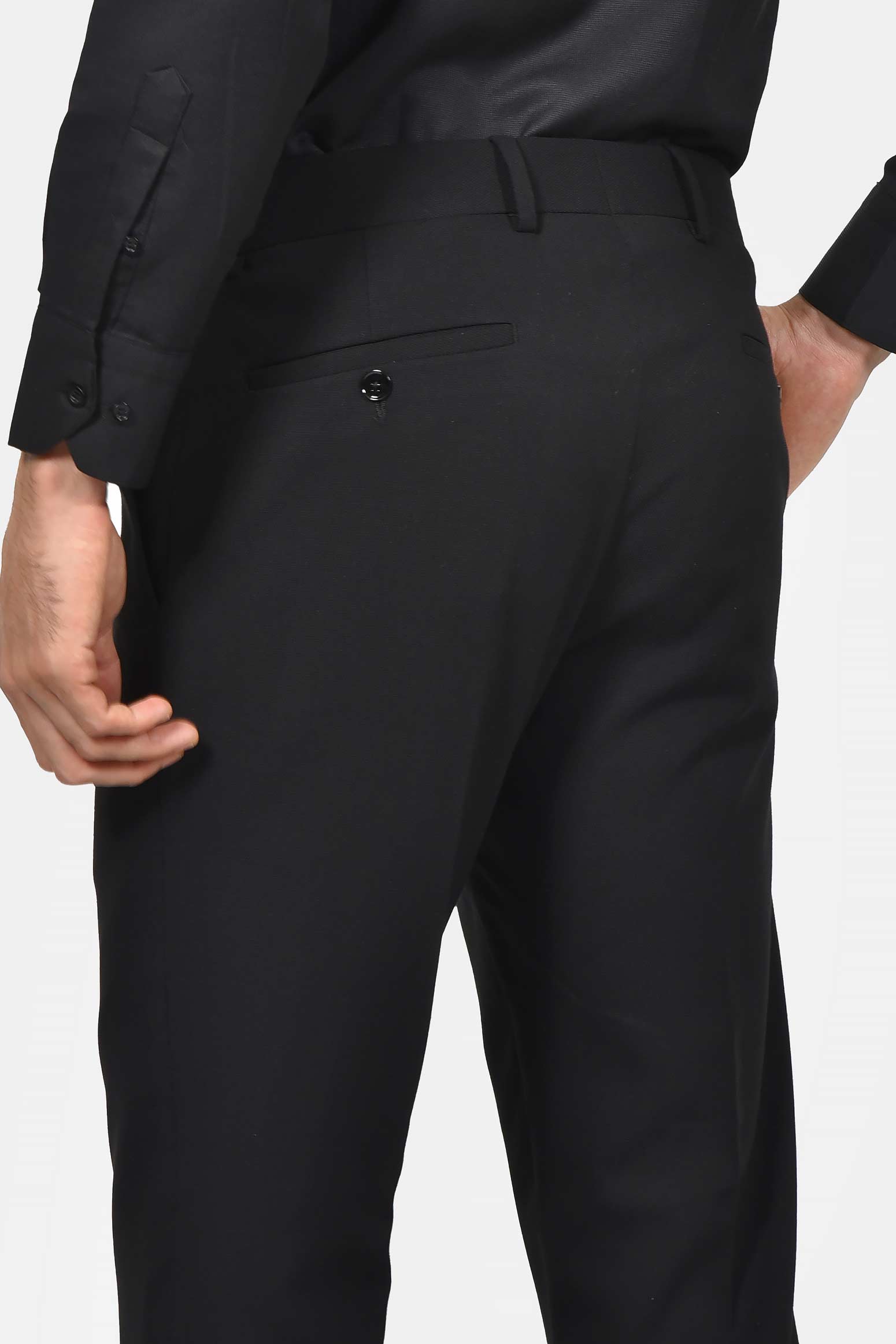 ανδρικό-κοστούμι-με-γιλέκο-classic-line