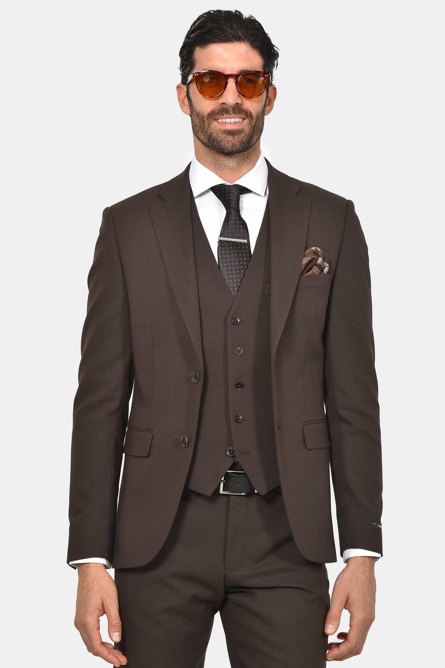 ανδρικό-κοστούμι-με-γιλέκο-classic-line