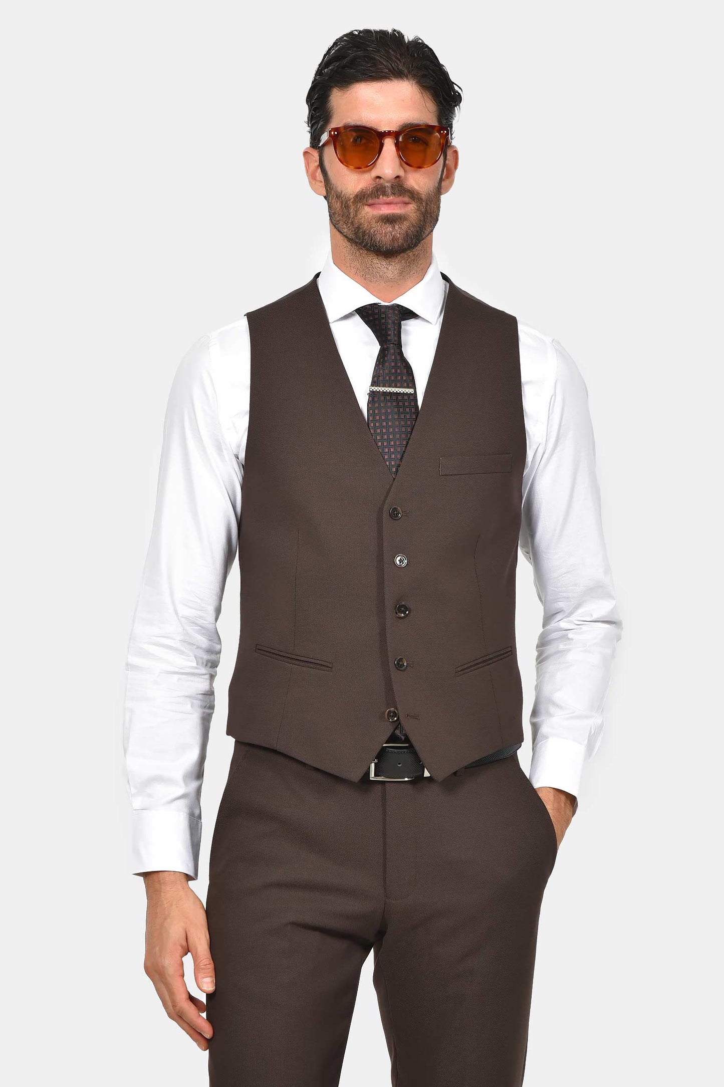 ανδρικό-κοστούμι-με-γιλέκο-classic-line