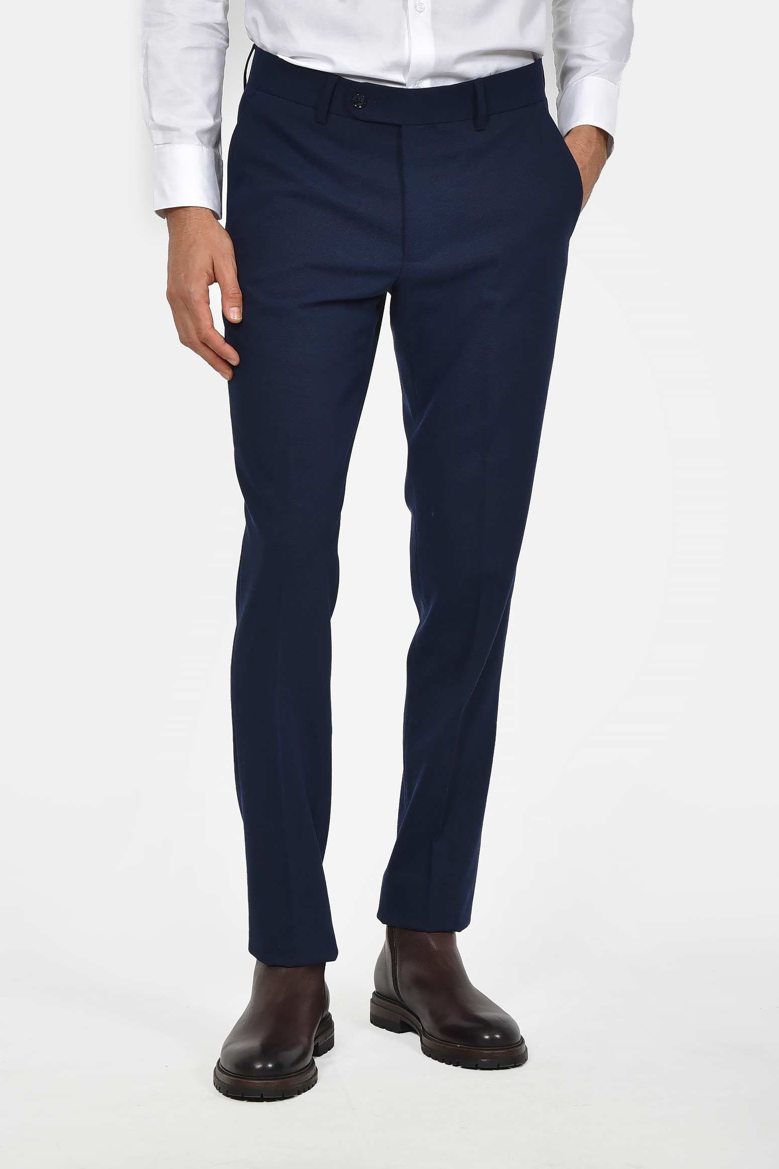 ανδρικό-κοστούμι-με-γιλέκο-classic-line