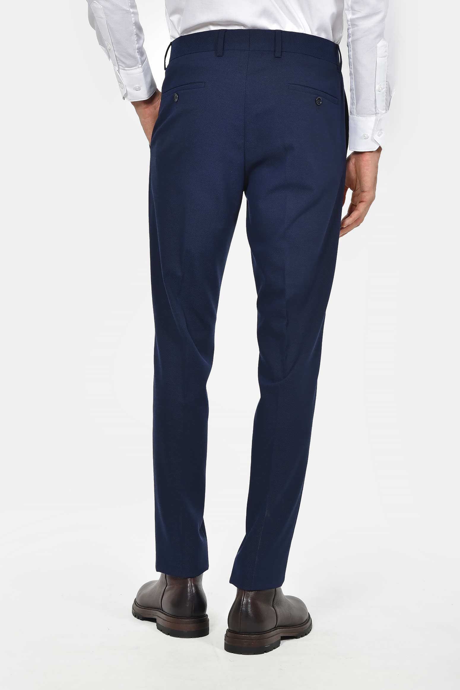 ανδρικό-κοστούμι-με-γιλέκο-classic-line