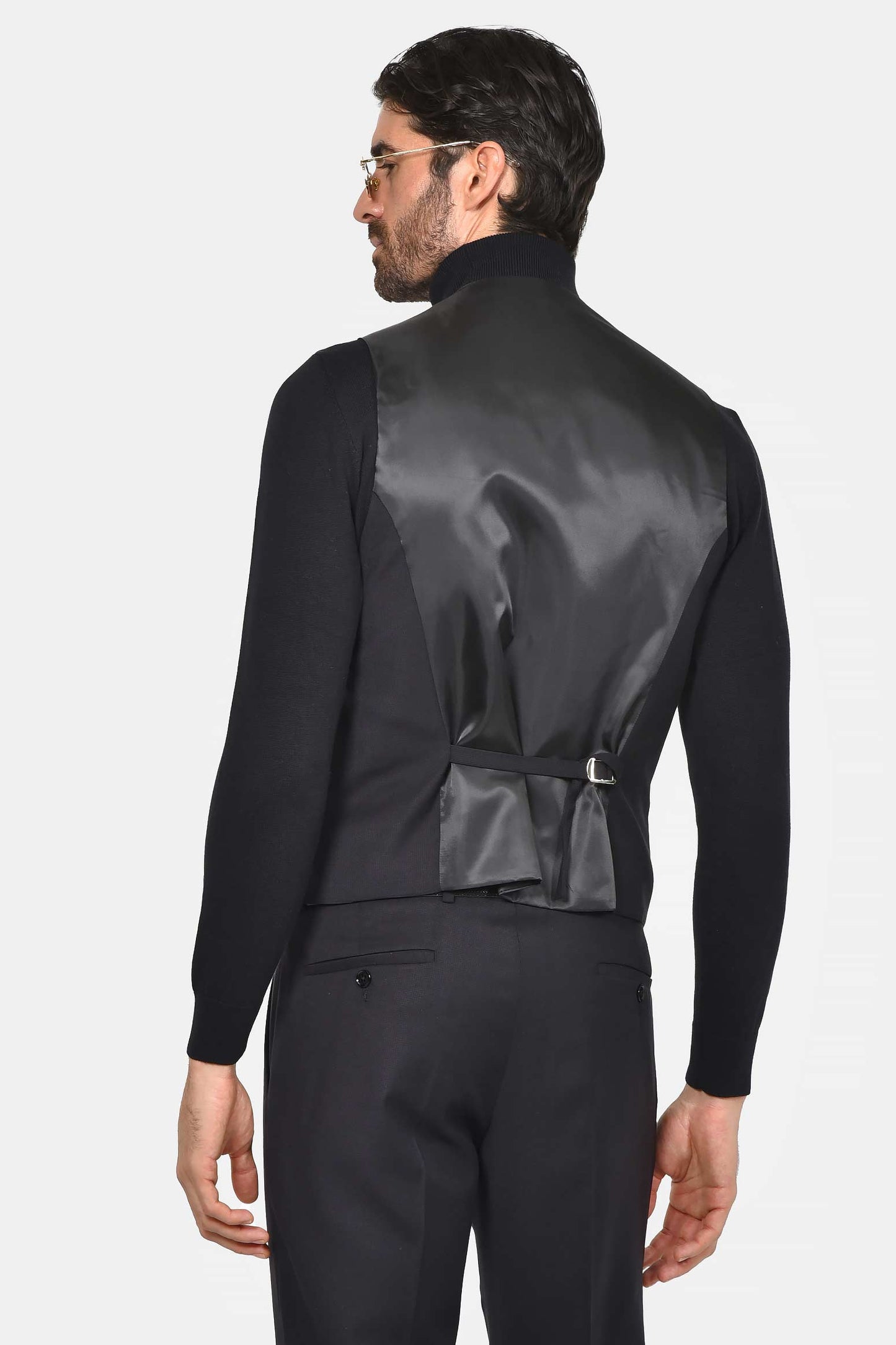 ανδρικό-κοστούμι-classic-line-με-γιλέκο