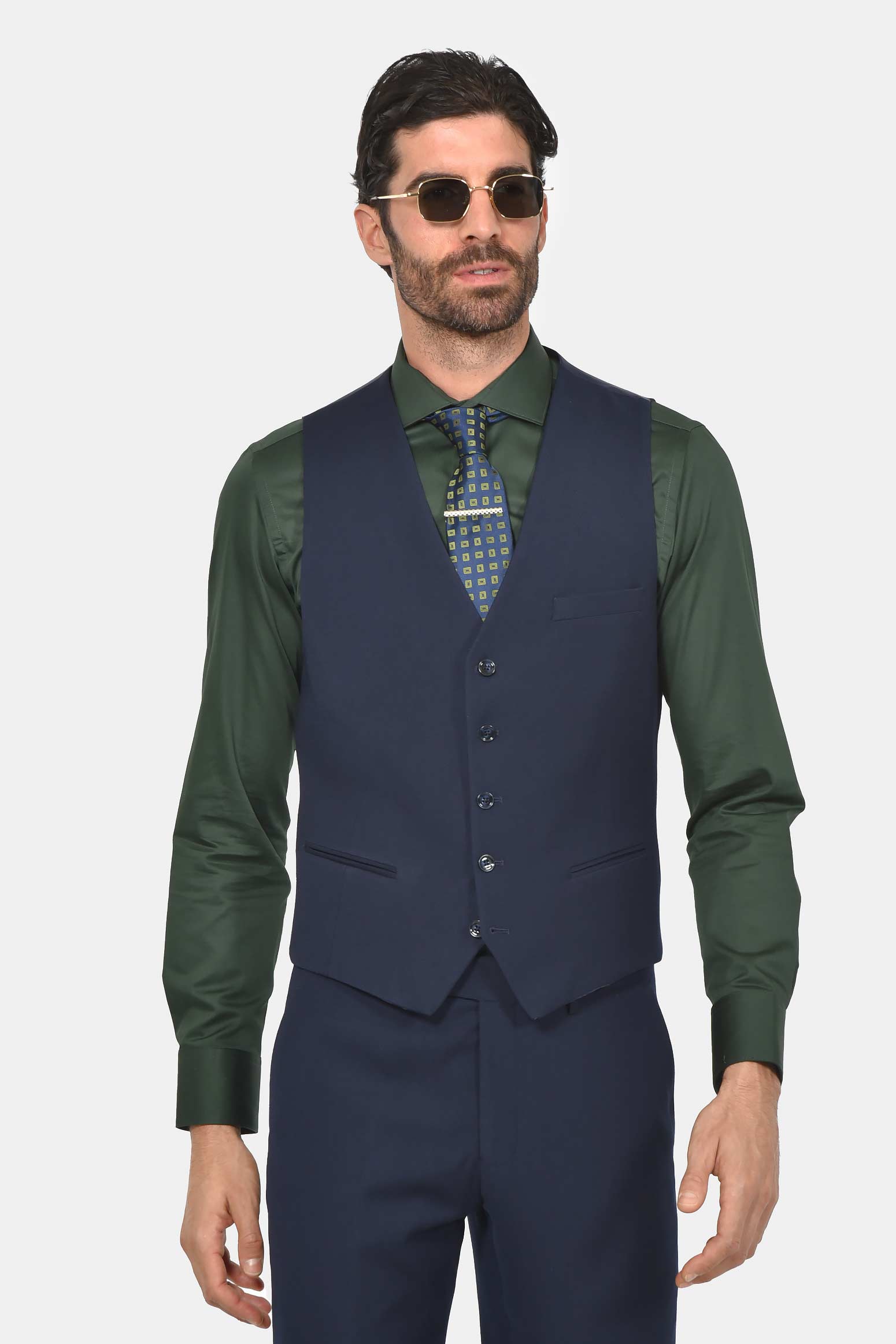 ανδρικό-κοστούμι-classic-line-με-γιλέκο