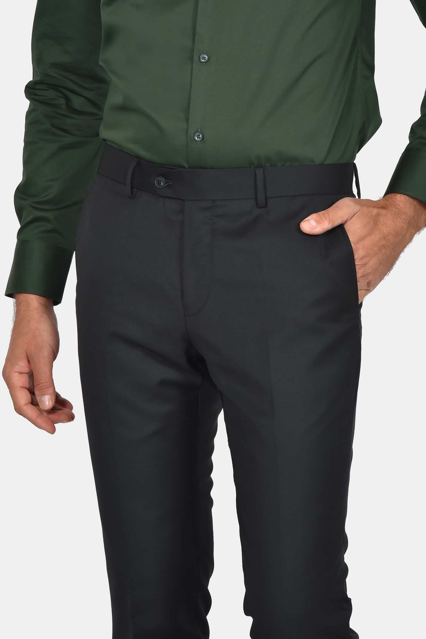 ανδρικό-κοστούμι-slim-fit-διαχρονική-κομψότητα-με-μοντέρνο-ύφος