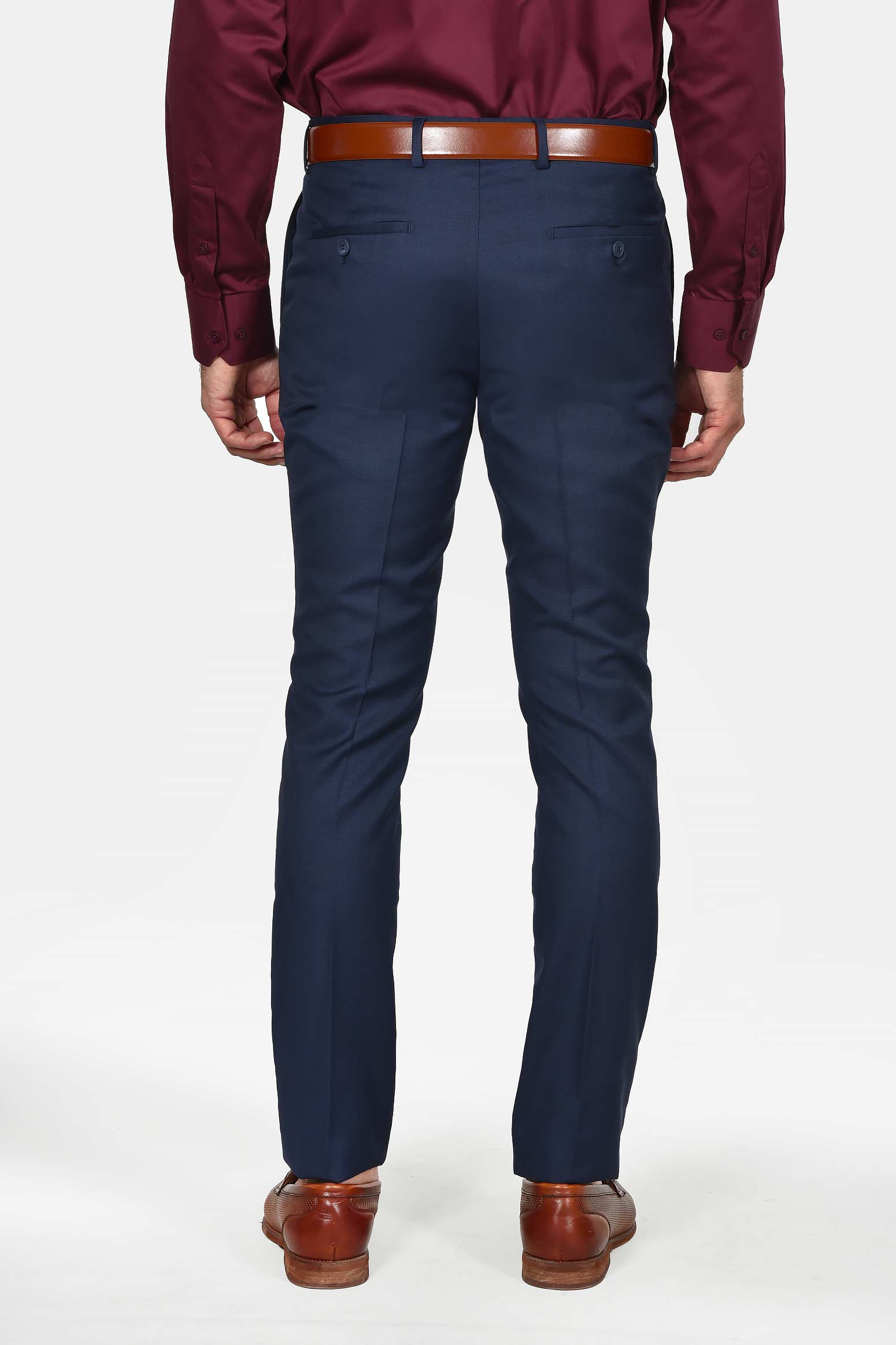 ανδρικό-κοστούμι-slim-fit-λείο-και-ελαστικό-ύφασμα