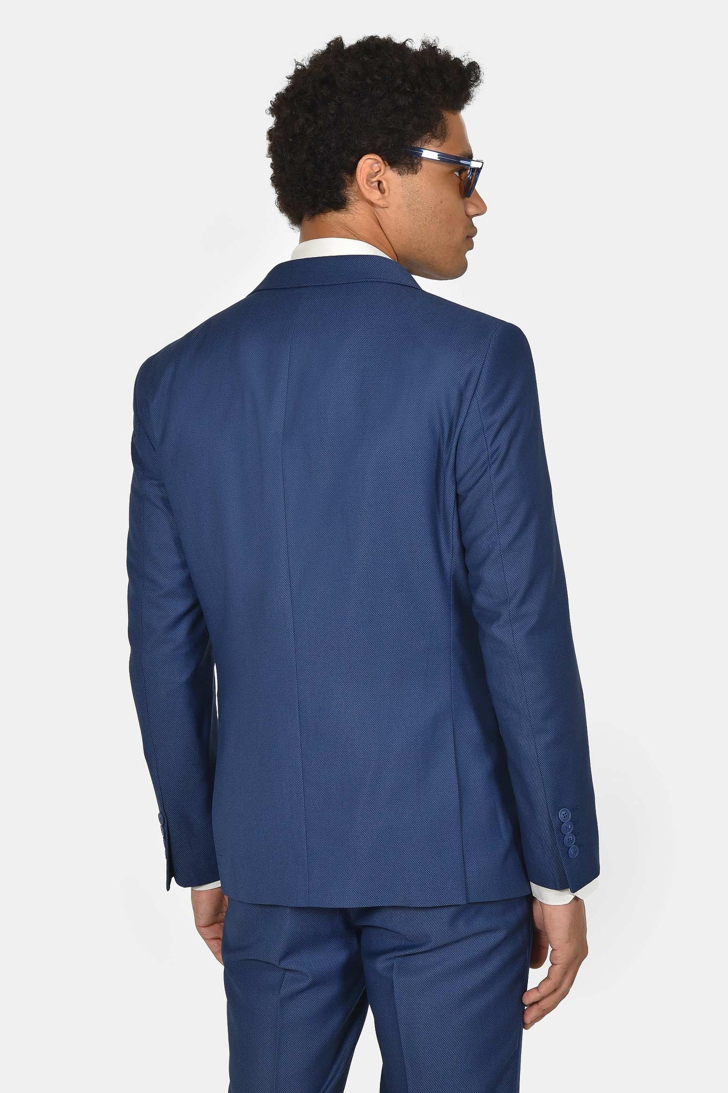 ανδρικό-κοστούμι-slim-fit-με-γιλέκο-για-κομψές-&-ολοκληρωμένες-εμφανίσεις