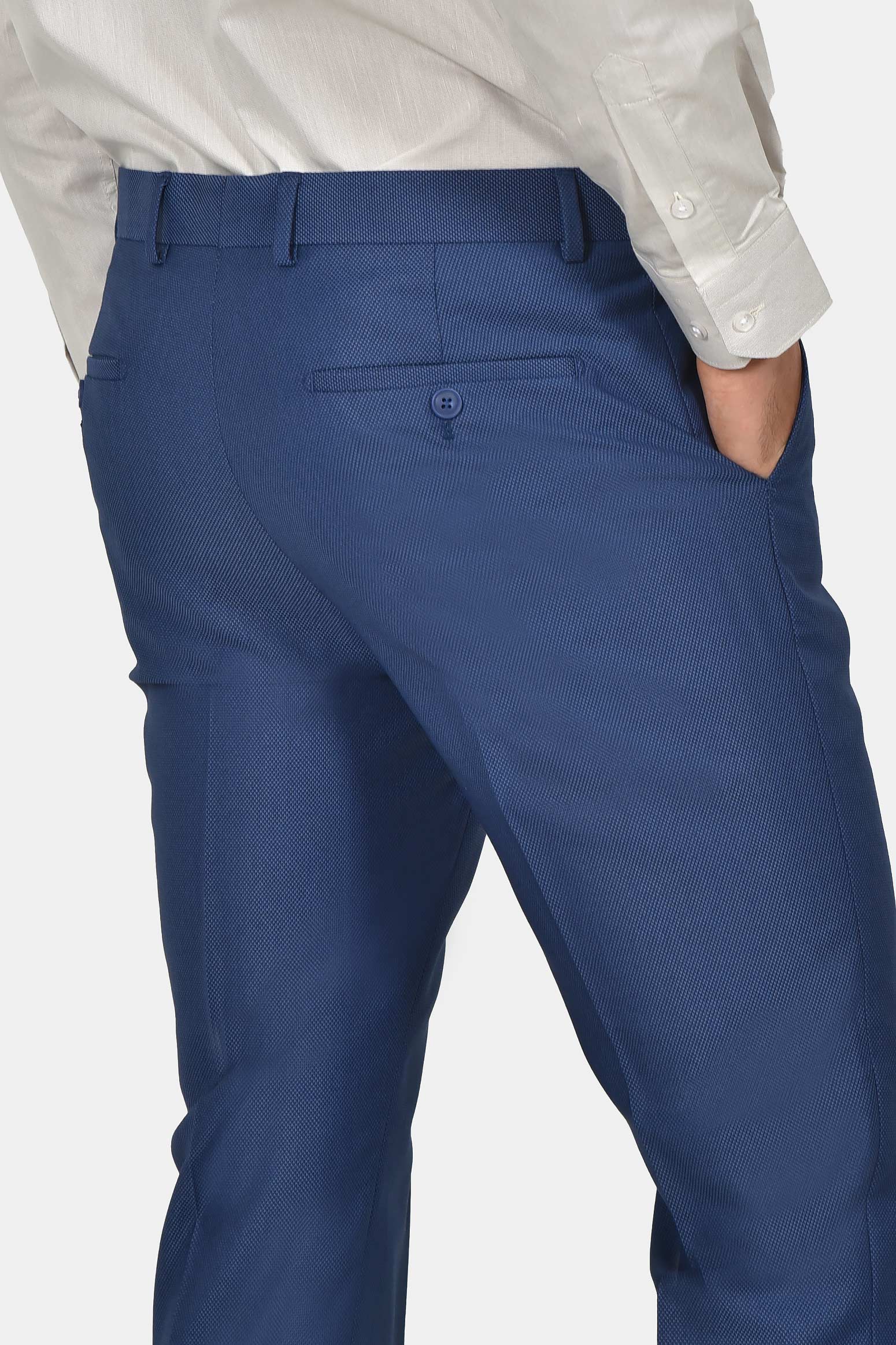 ανδρικό-κοστούμι-slim-fit-με-γιλέκο-για-κομψές-&-ολοκληρωμένες-εμφανίσεις