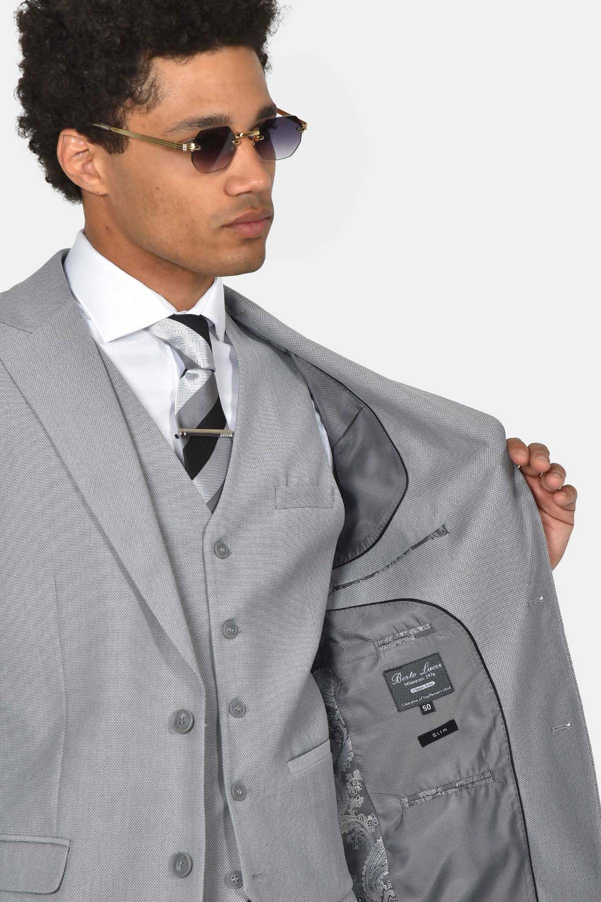 ανδρικό-κοστούμι-slim-fit-με-γιλέκο-για-κομψές-&-ολοκληρωμένες-εμφανίσεις