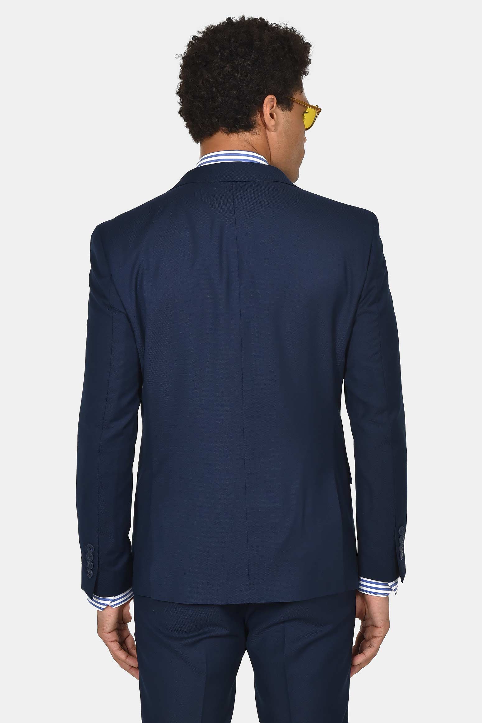 ανδρικό-κοστούμι-slim-fit-με-γιλέκο-για-κομψές-&-ολοκληρωμένες-εμφανίσεις
