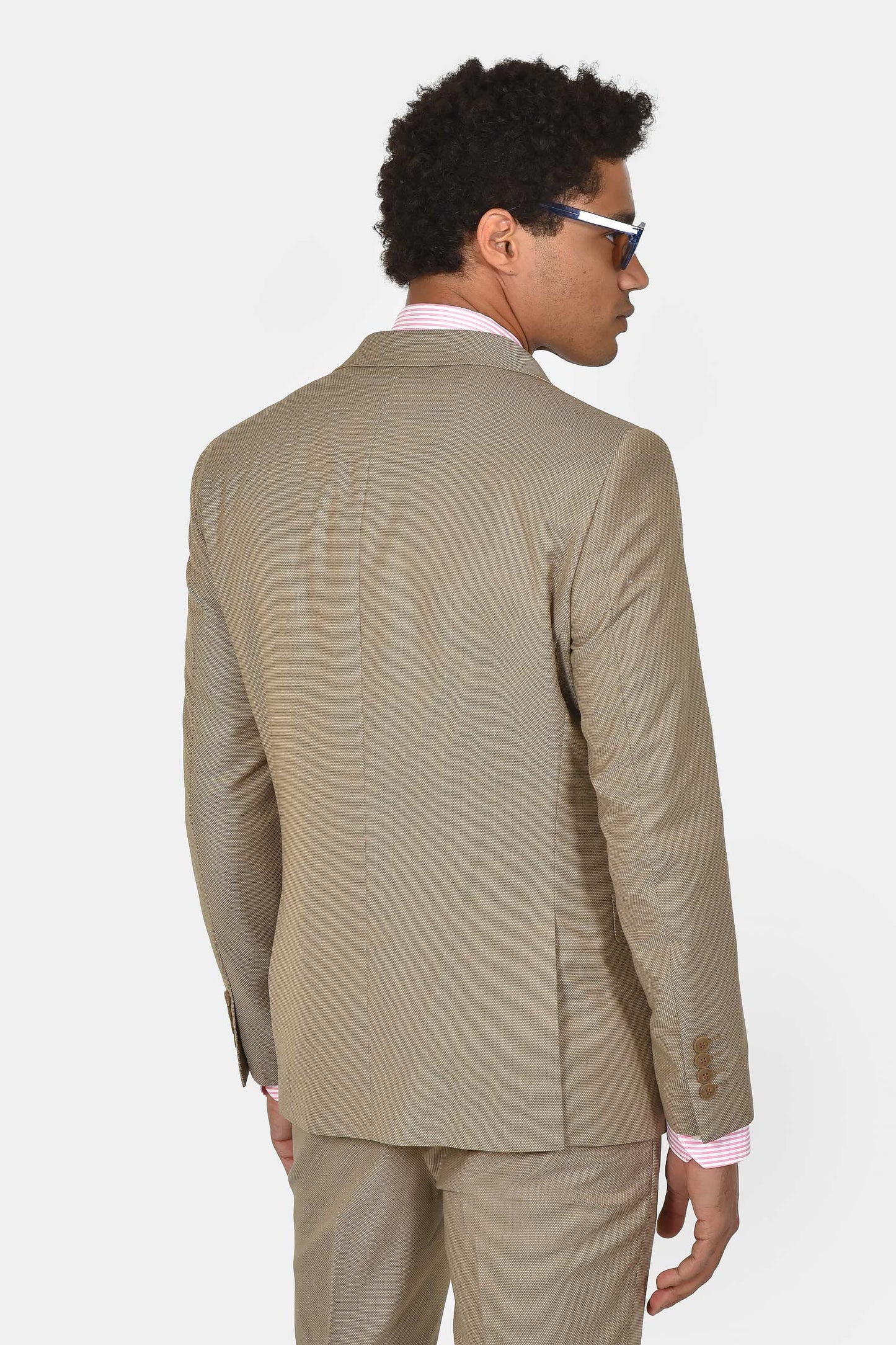ανδρικό-κοστούμι-slim-fit-με-γιλέκο-για-κομψές-&-ολοκληρωμένες-εμφανίσεις