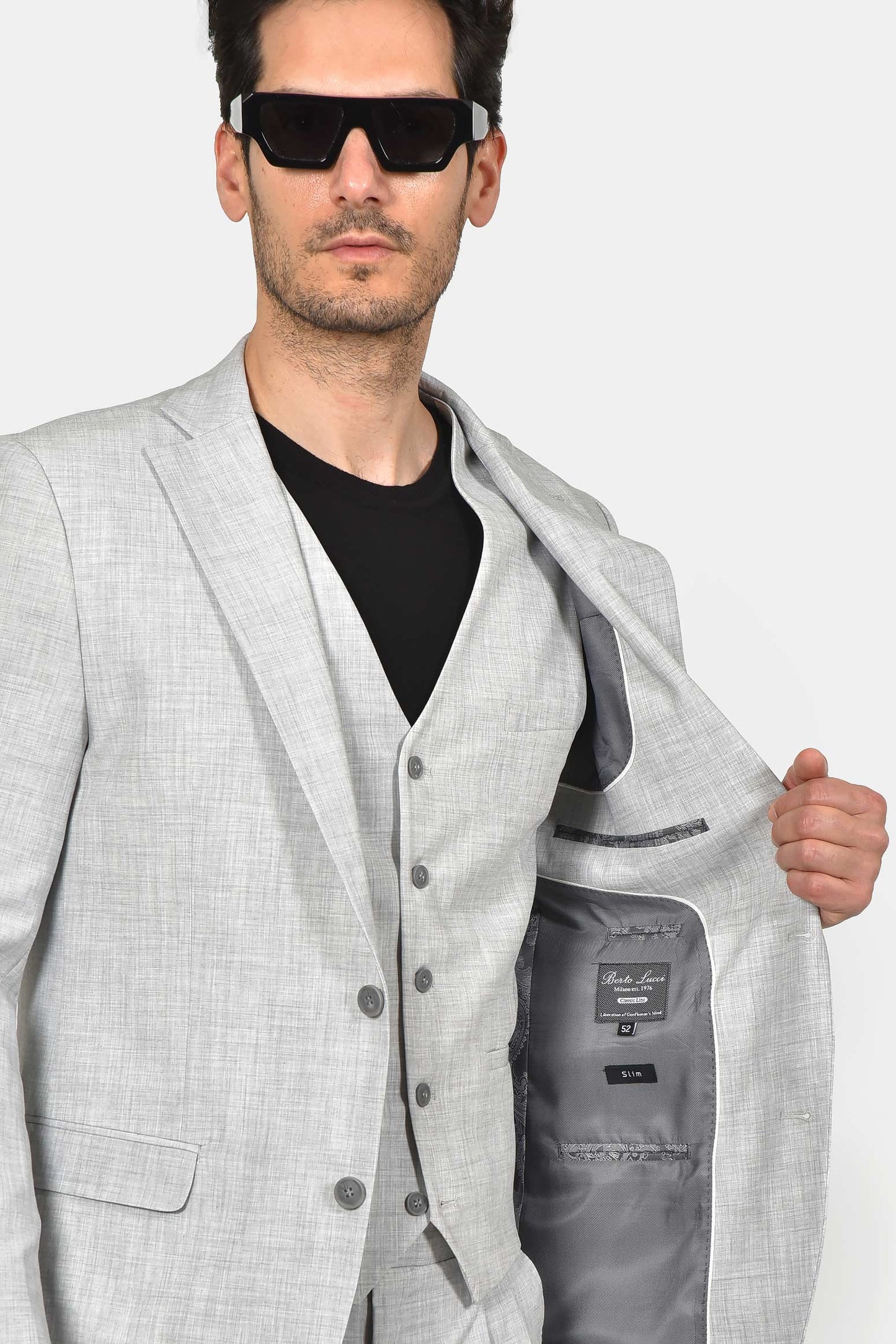 ανδρικό-κοστούμι-με-γιλέκο-slim-fit-classic-line-mix-wool-με-κομψή-tailored-εφαρμογή