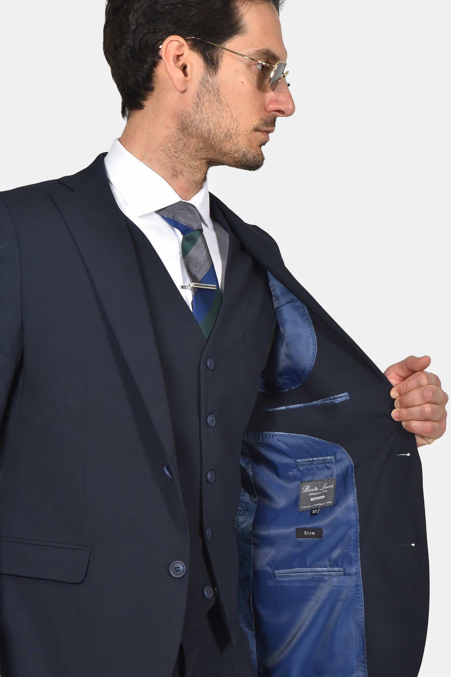 ανδρικό-κοστούμι-με-γιλέκο-slim-fit-classic-line-mix-wool-με-κομψή-tailored-εφαρμογή