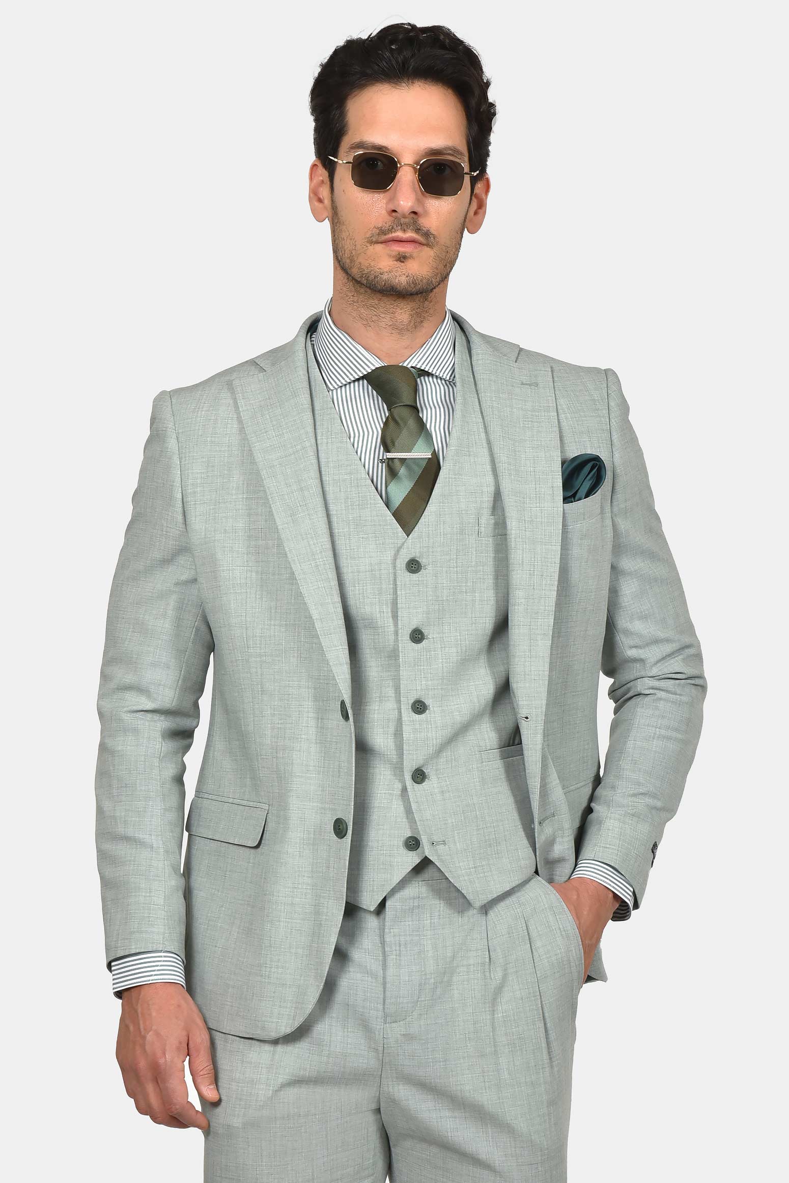 ανδρικό-κοστούμι-με-γιλέκο-slim-fit-classic-line-mix-wool-με-κομψή-tailored-εφαρμογή