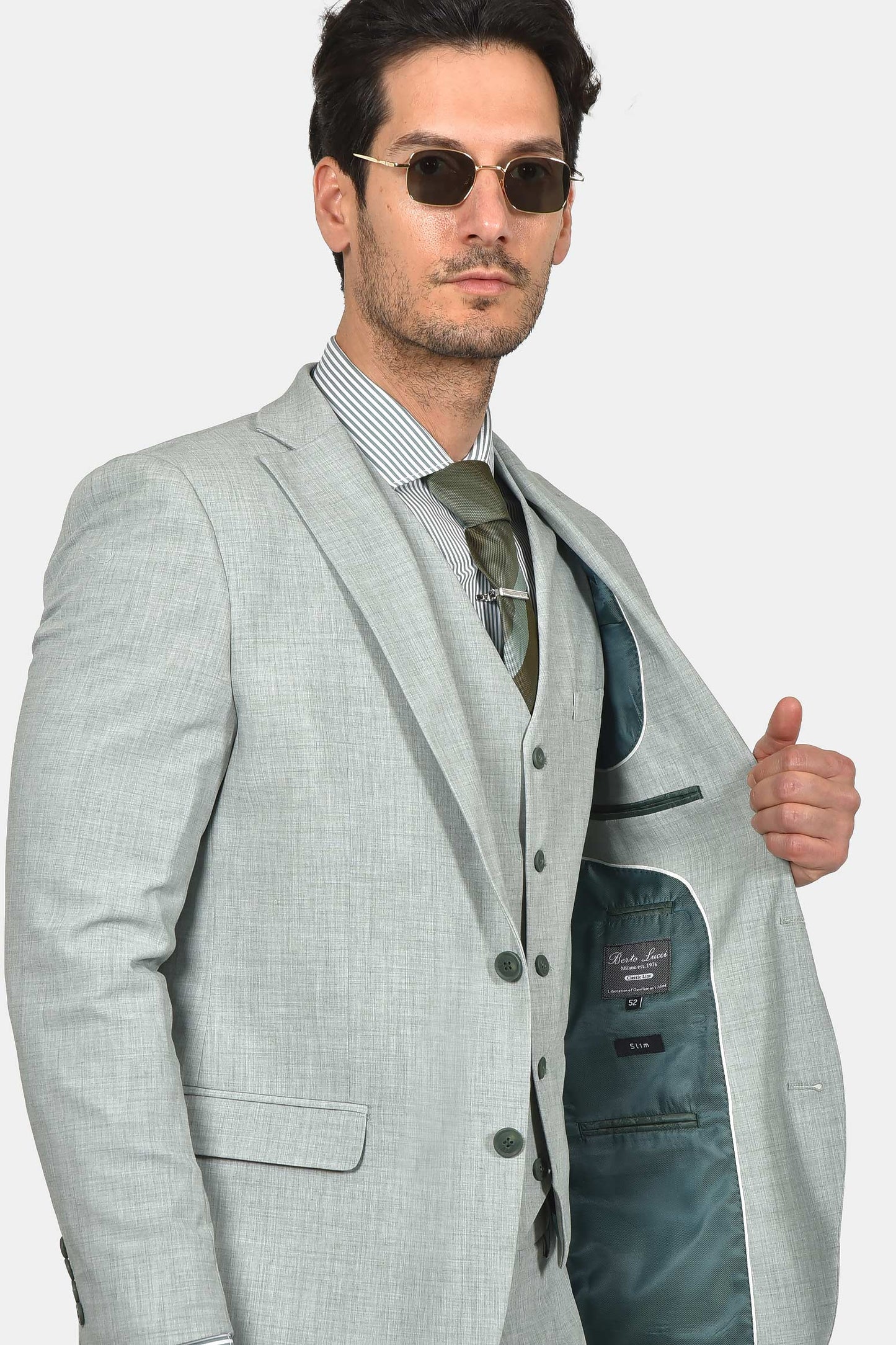 ανδρικό-κοστούμι-με-γιλέκο-slim-fit-classic-line-mix-wool-με-κομψή-tailored-εφαρμογή