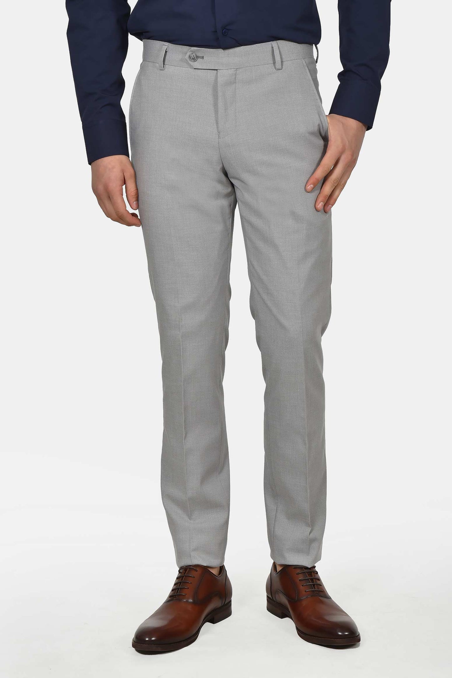 ανδρικό-κοστούμι-slim-fit-με-ελαστική-άνεση-και-κομψή-γραμμή