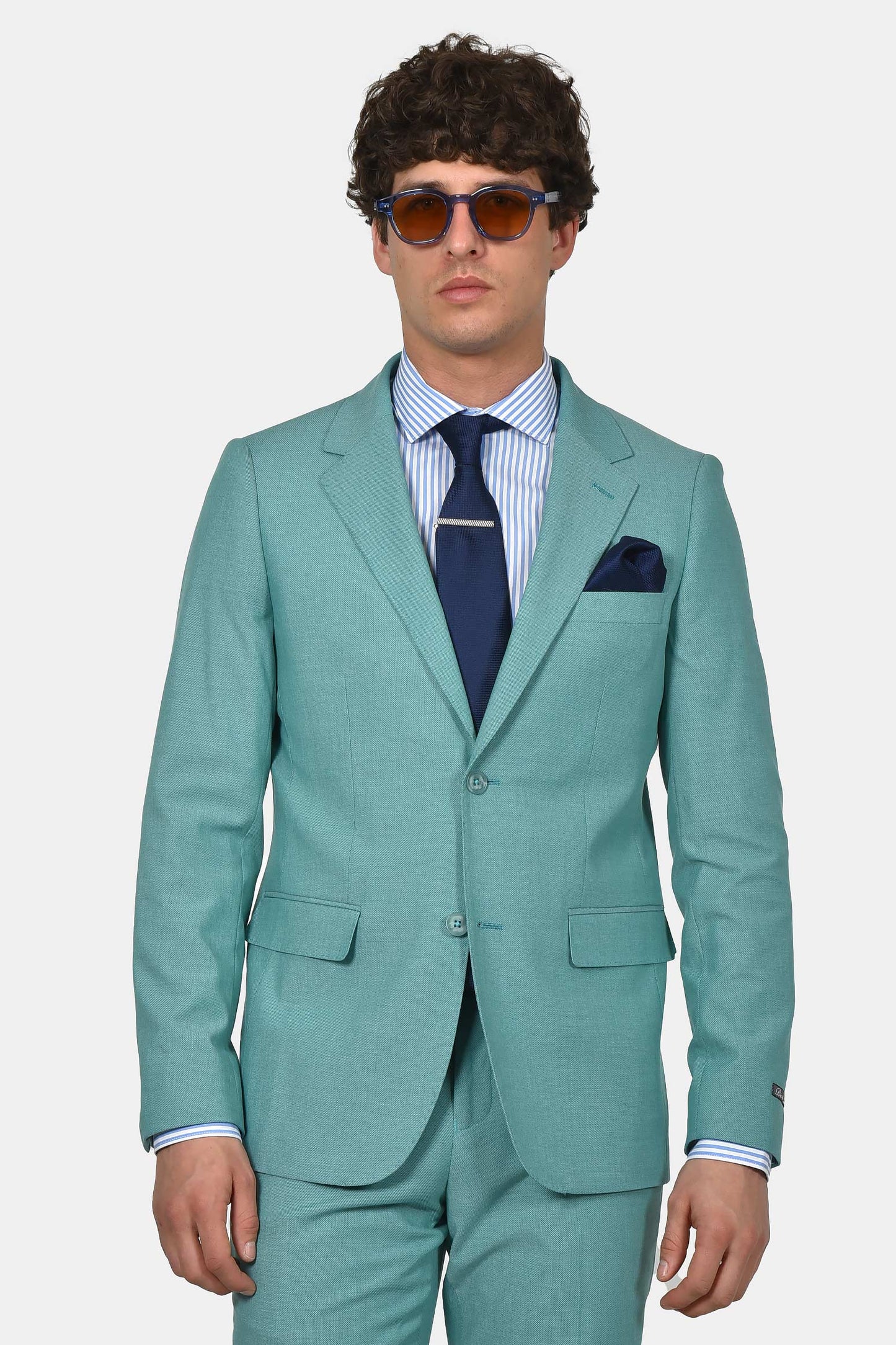 ανδρικό-κοστούμι-slim-fit-με-ελαστική-άνεση-και-κομψή-γραμμή