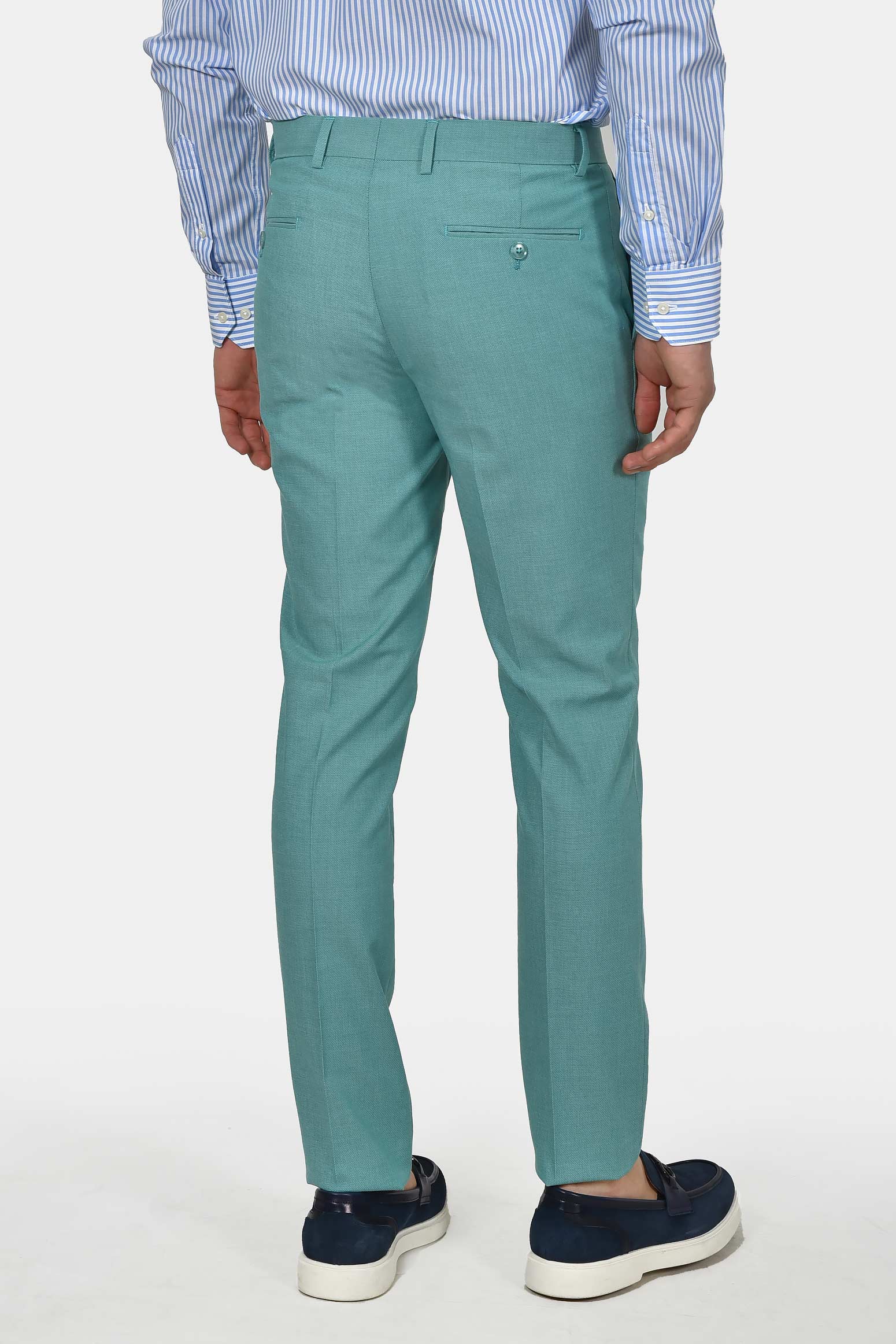 ανδρικό-κοστούμι-slim-fit-με-ελαστική-άνεση-και-κομψή-γραμμή