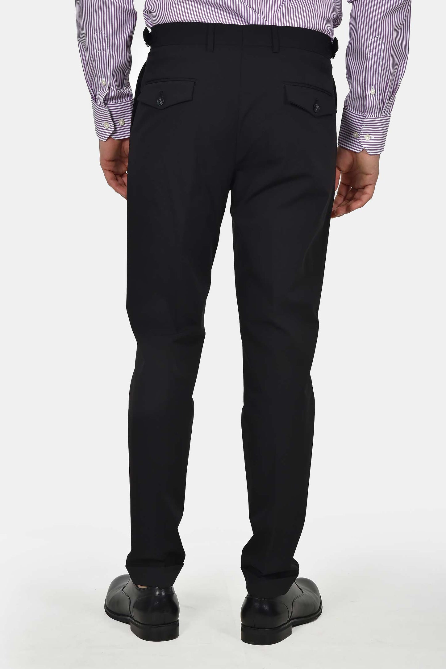 ανδρικό-κοστούμι-slim-fit-με-ελαστική-κίνηση-και-άνετη-εφαρμογή