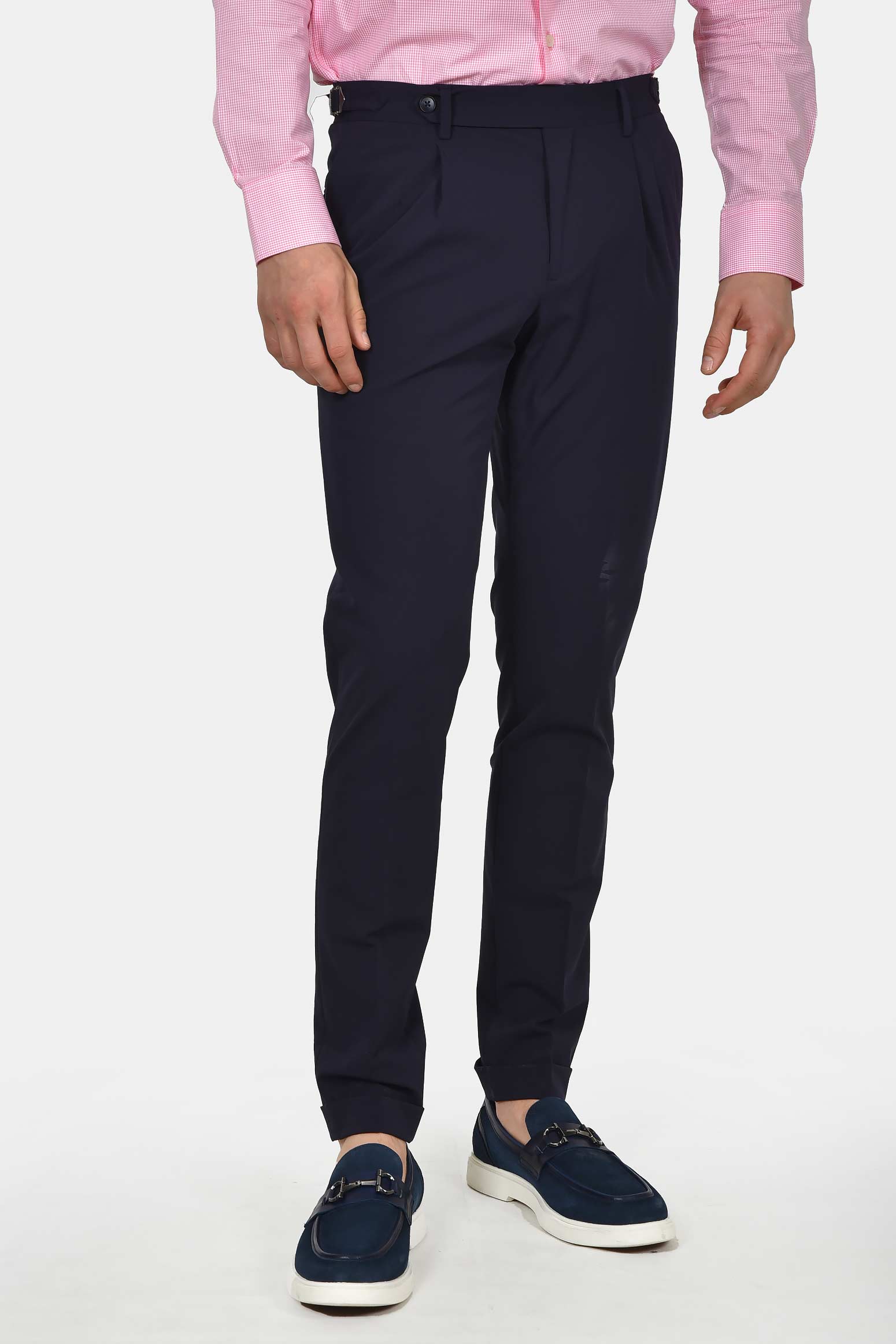 ανδρικό-κοστούμι-slim-fit-με-ελαστική-κίνηση-και-άνετη-εφαρμογή