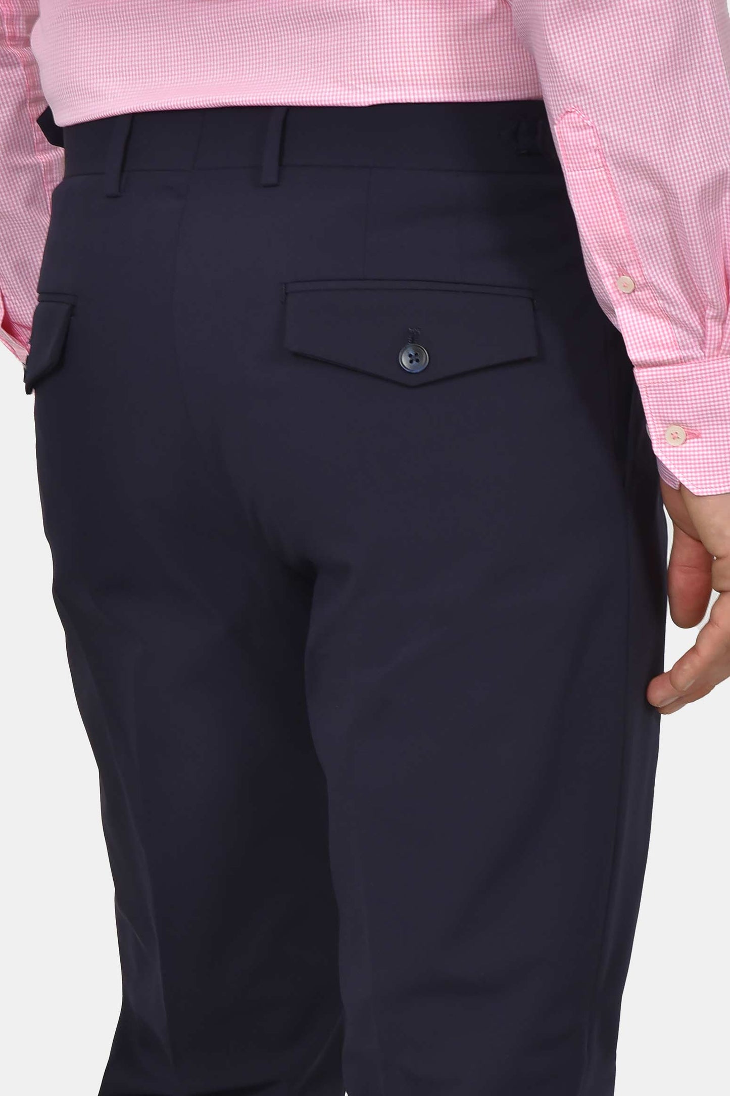 ανδρικό-κοστούμι-slim-fit-με-ελαστική-κίνηση-και-άνετη-εφαρμογή