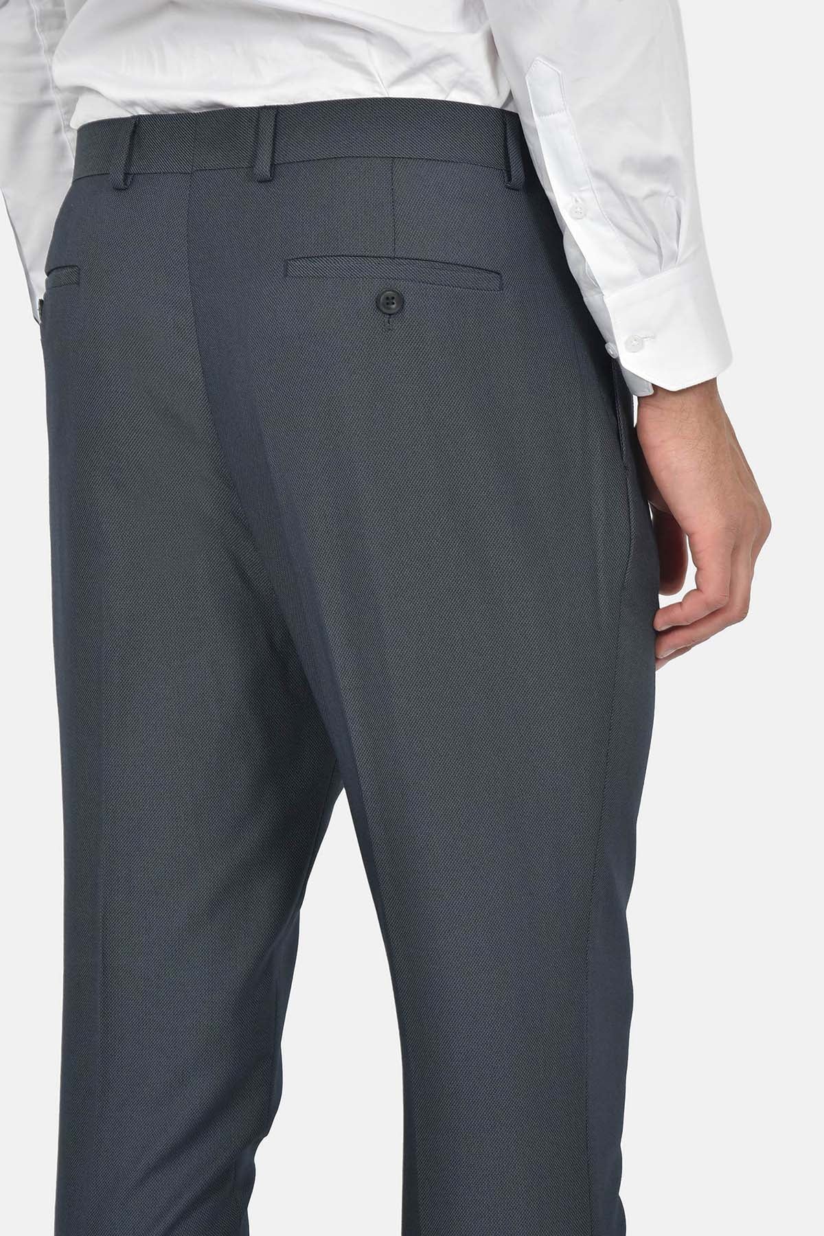 ανδρικό-κοστούμι-με-σταυρωτό-γιλέκο-slim-fit-&-μυτερό-πέτο-για-επίσημες-εμφανίσεις