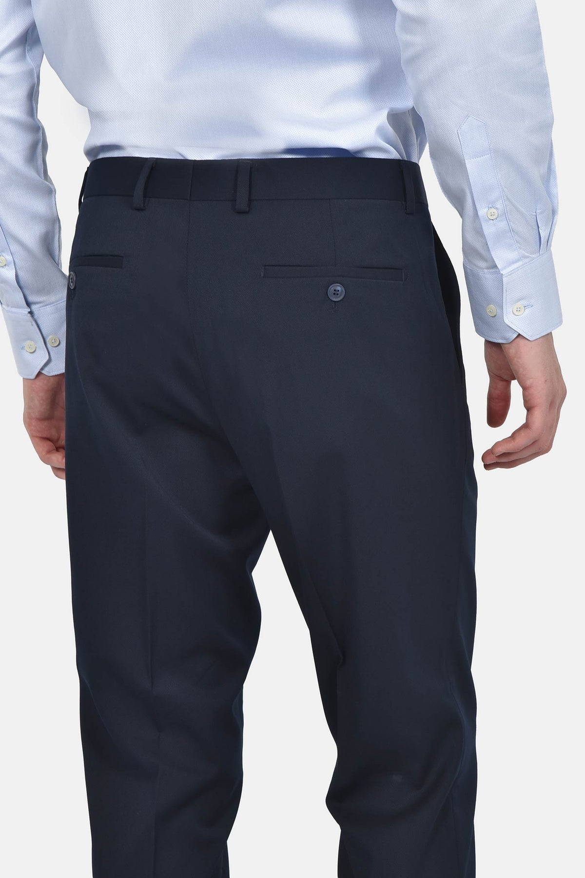 ανδρικό-κοστούμι-slim-fit-με-notch-πέτο-για-άνετη-κομψή-εμφάνιση