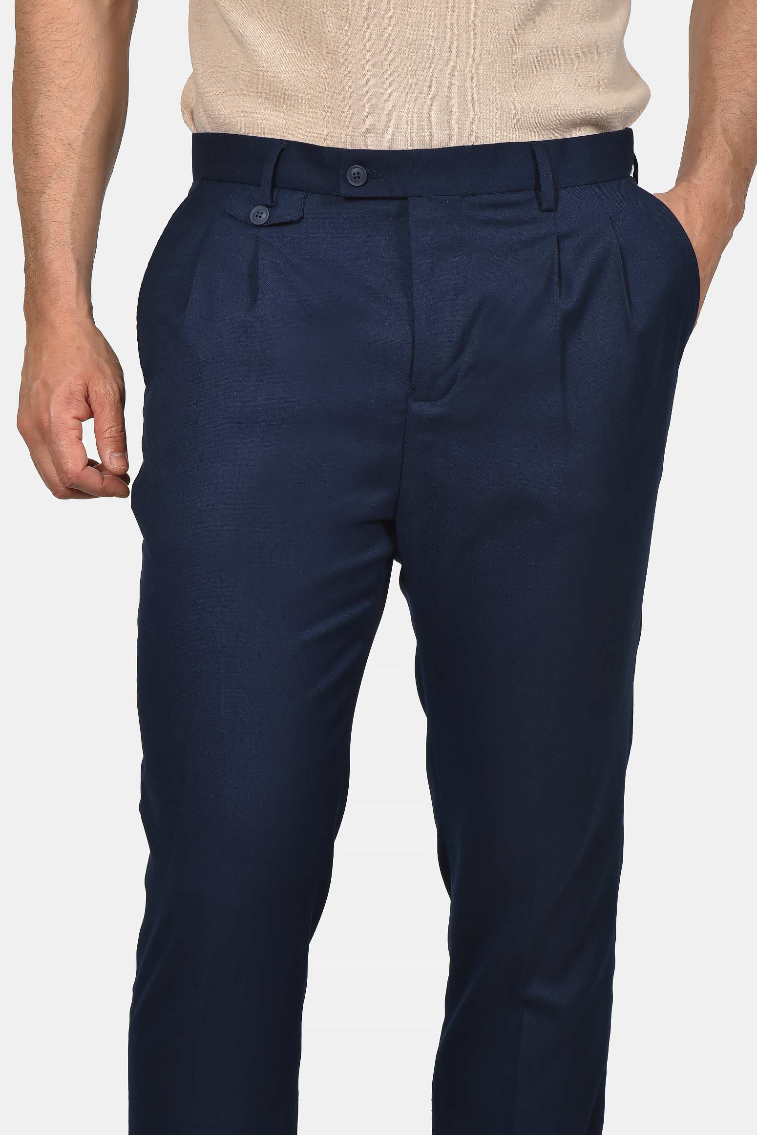 ανδρικό-επίσημο-παντελόνι-slim-fit-με-πιέτες-&-τσάκιση-για-κομψή-εμφάνιση 