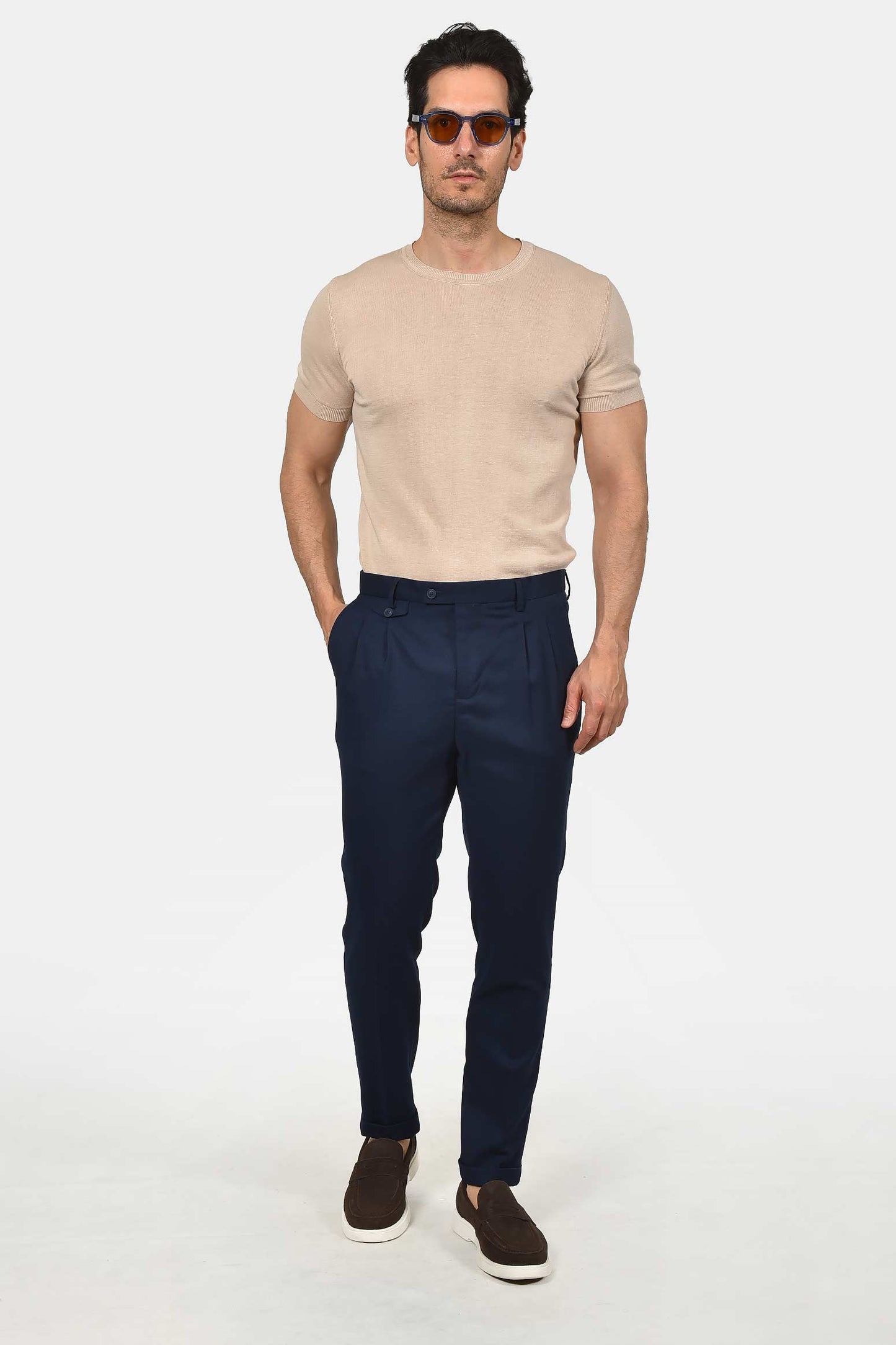 ανδρικό-επίσημο-παντελόνι-slim-fit-με-πιέτες-&-τσάκιση-για-κομψή-εμφάνιση 