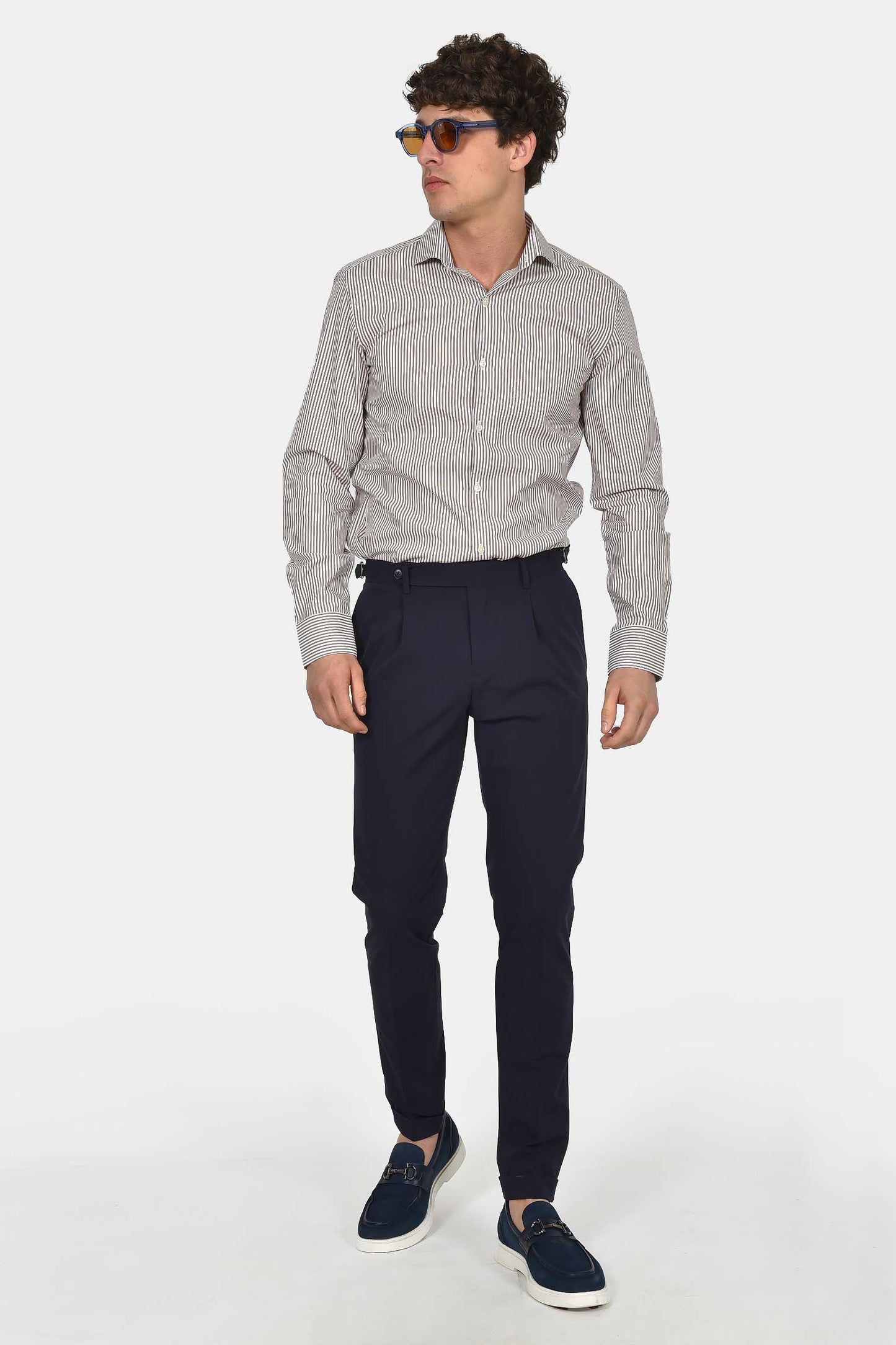 ανδρικό-επίσημο-παντελόνι-slim-fit-με-πιέτα-και-ελαστική-άνεση