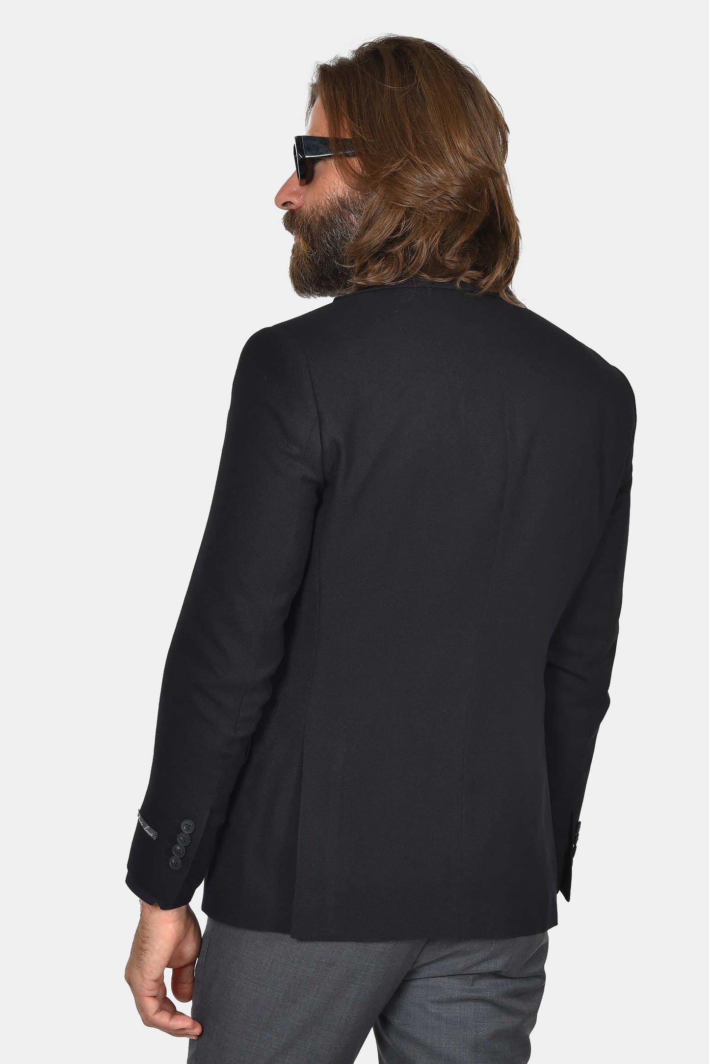 ανδρικό-σακάκι-slim-fit-μοντέρνα-κομψότητα-με-διαχρονικό-ύφος