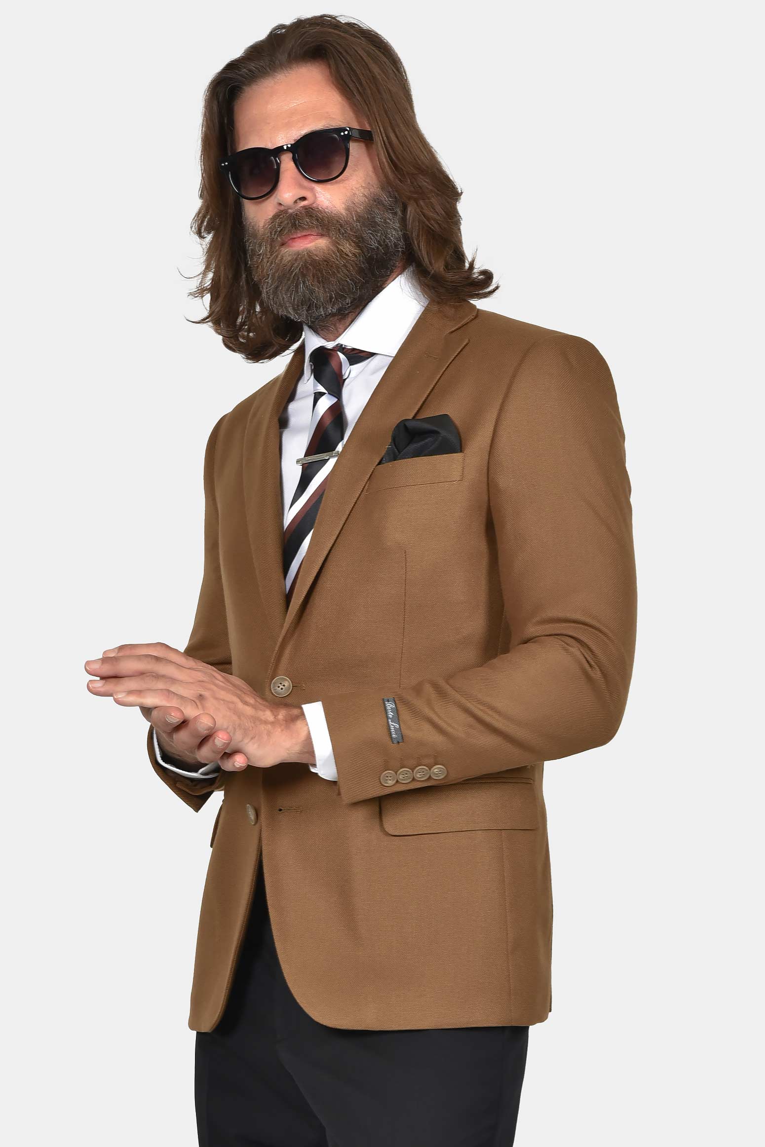 ανδρικό-σακάκι-slim-fit-μοντέρνα-κομψότητα-με-διαχρονικό-ύφος