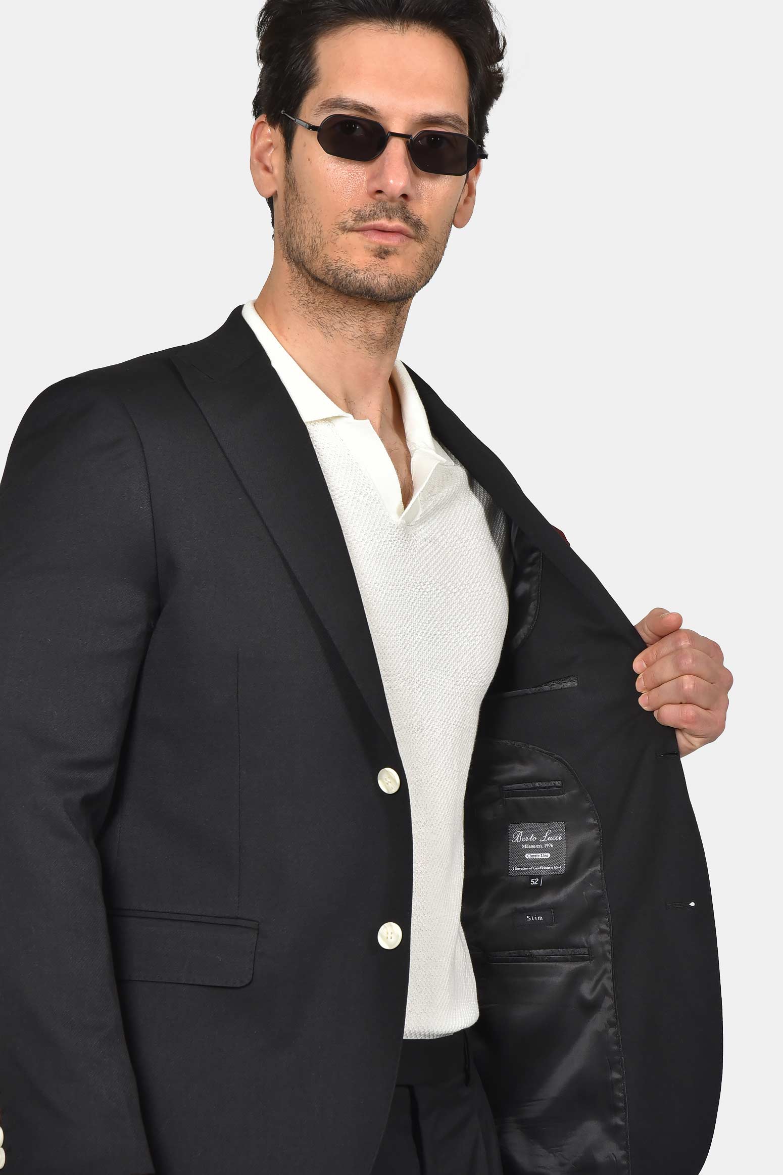 ανδρικό-σακάκι-slim-fit-classic-line-με-καθαρή-γραμμή-&-κομψή-εφαρμογή