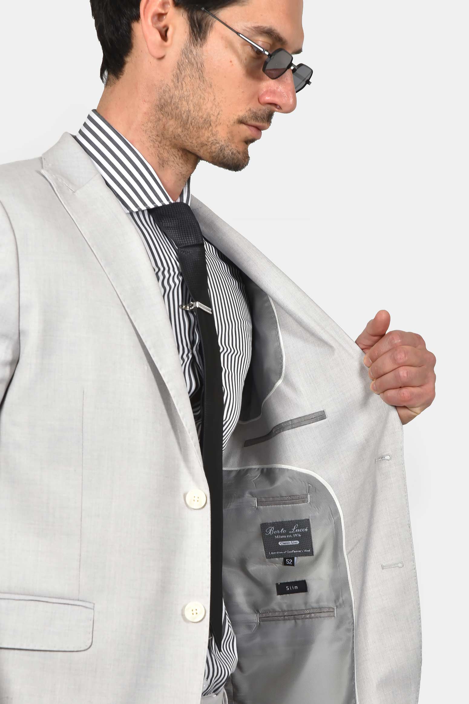ανδρικό-σακάκι-slim-fit-classic-line-με-καθαρή-γραμμή-&-κομψή-εφαρμογή