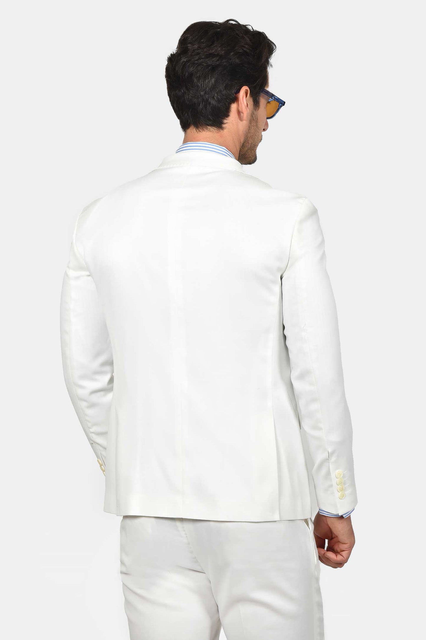 ανδρικό-σακάκι-slim-fit-classic-line-με-καθαρή-γραμμή-&-κομψή-εφαρμογή