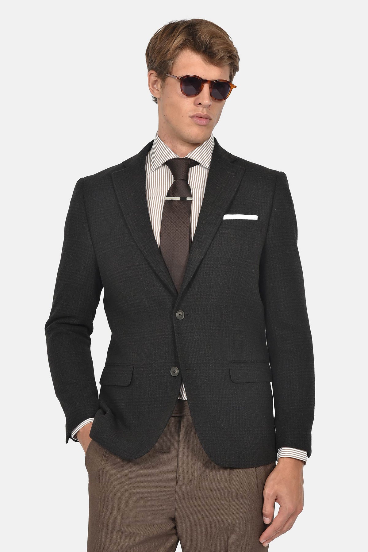 ανδρικό-καρό-σακάκι-slim-fit-με-wool-σύνθεση-&-notch-πέτο-για-χειμερινές-εμφανίσεις