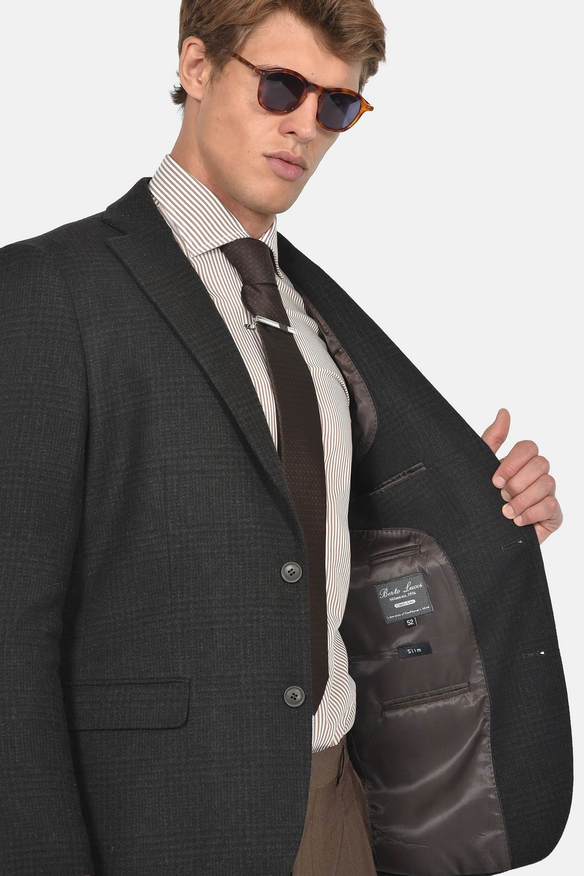 ανδρικό-καρό-σακάκι-slim-fit-με-wool-σύνθεση-&-notch-πέτο-για-χειμερινές-εμφανίσεις