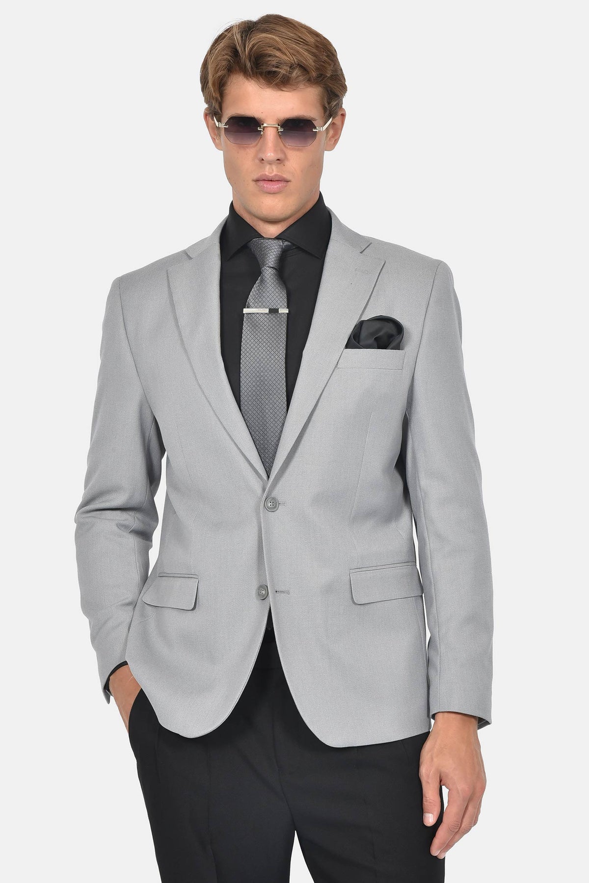 ανδρικό-σακάκι-slim-fit-με-κλασικό-πέτο-για-επίσημες-εμφανίσεις